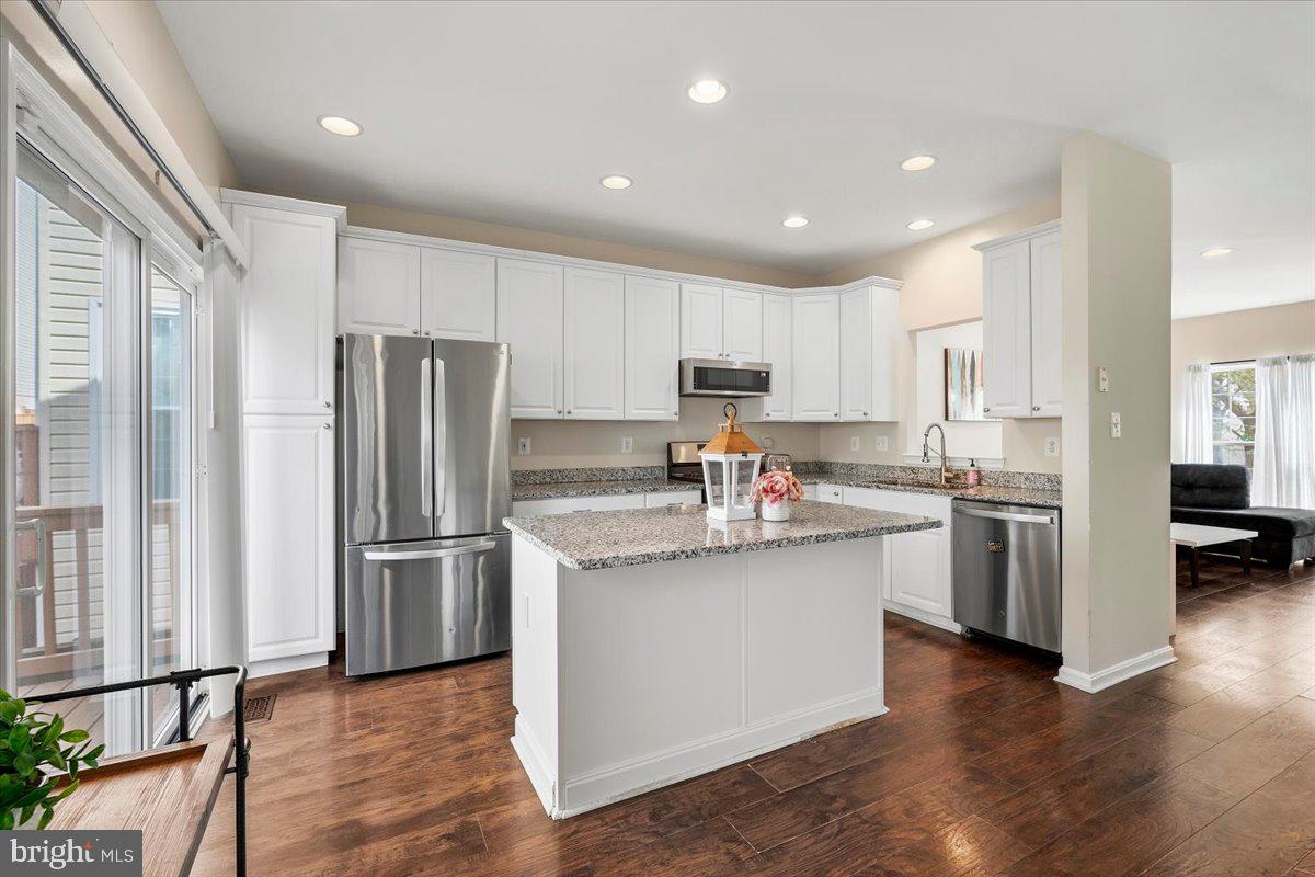 DOMINION STATION - Residential