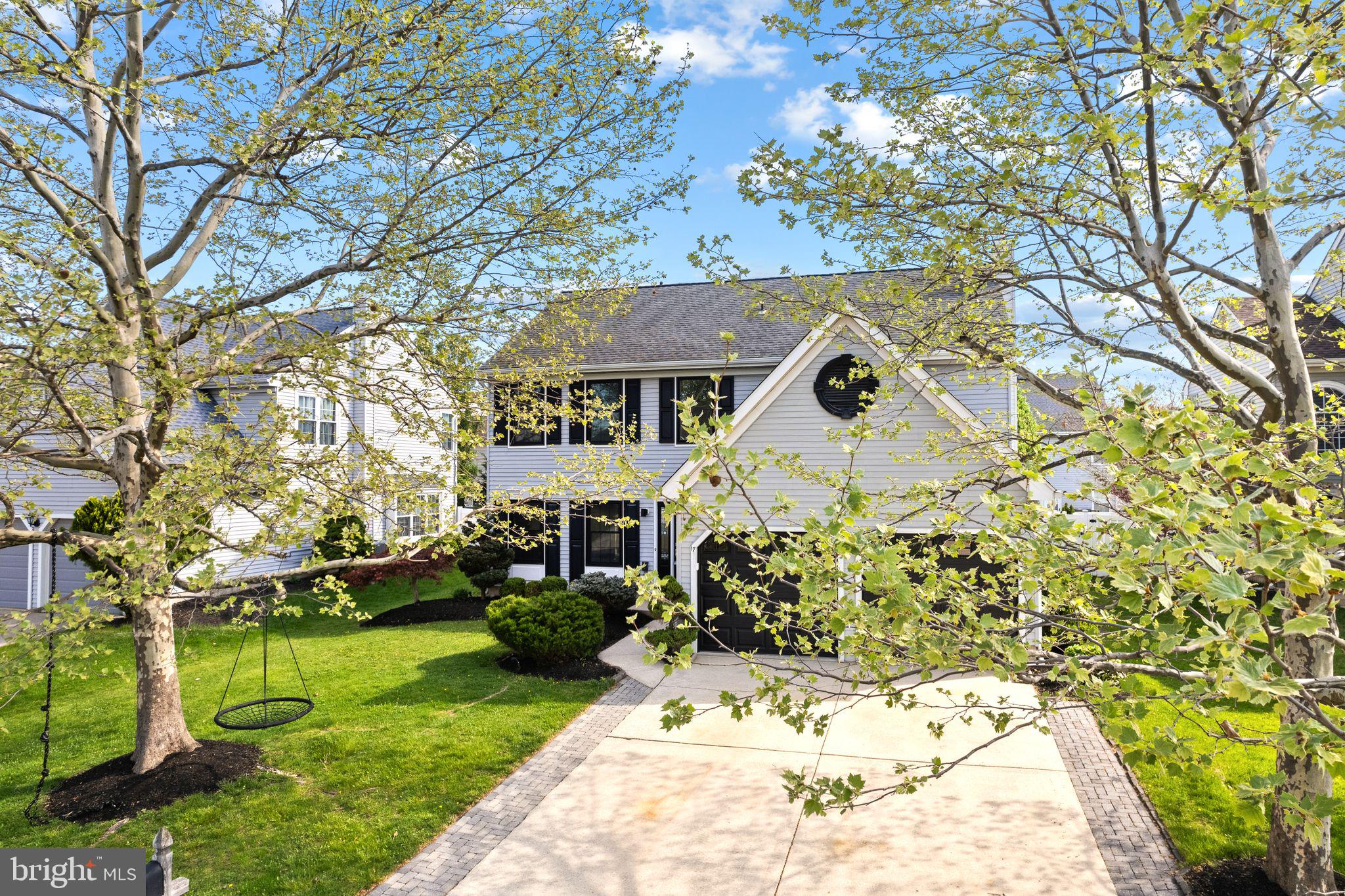 17 BALLINGER WAY