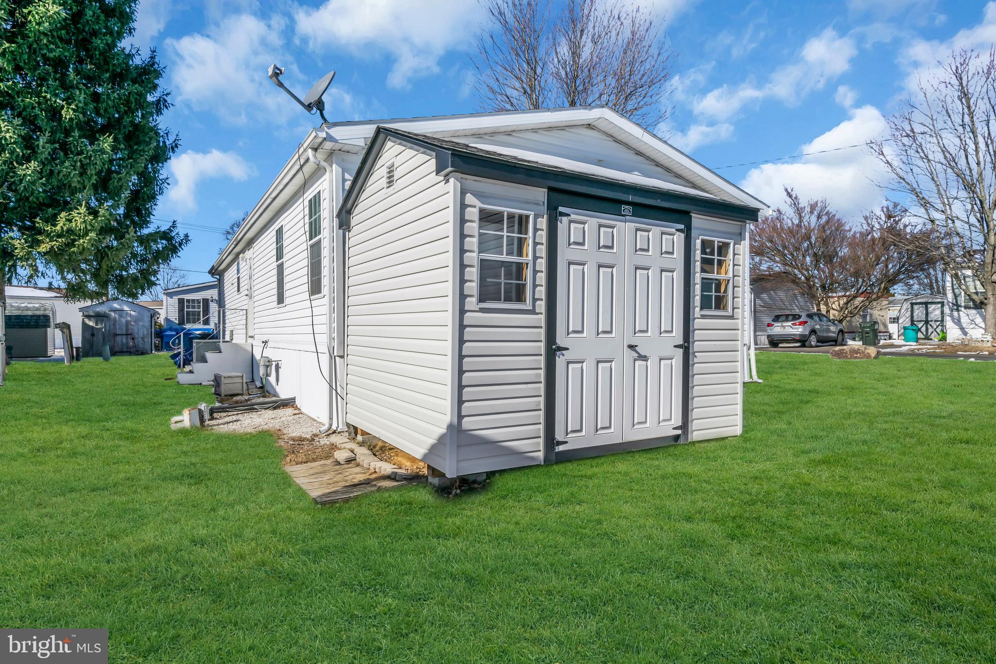 EASTERN DAWN MHP - Residential