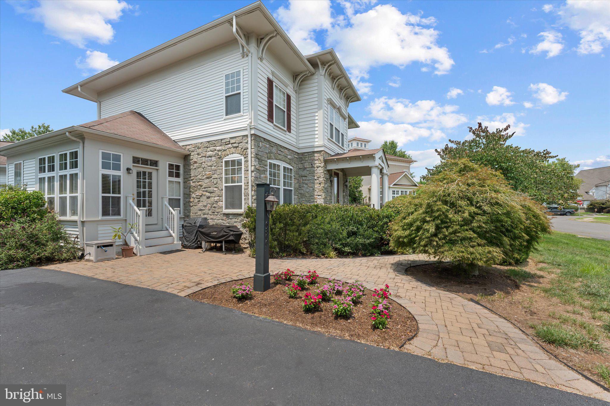 6800 HOLLERITH COURT