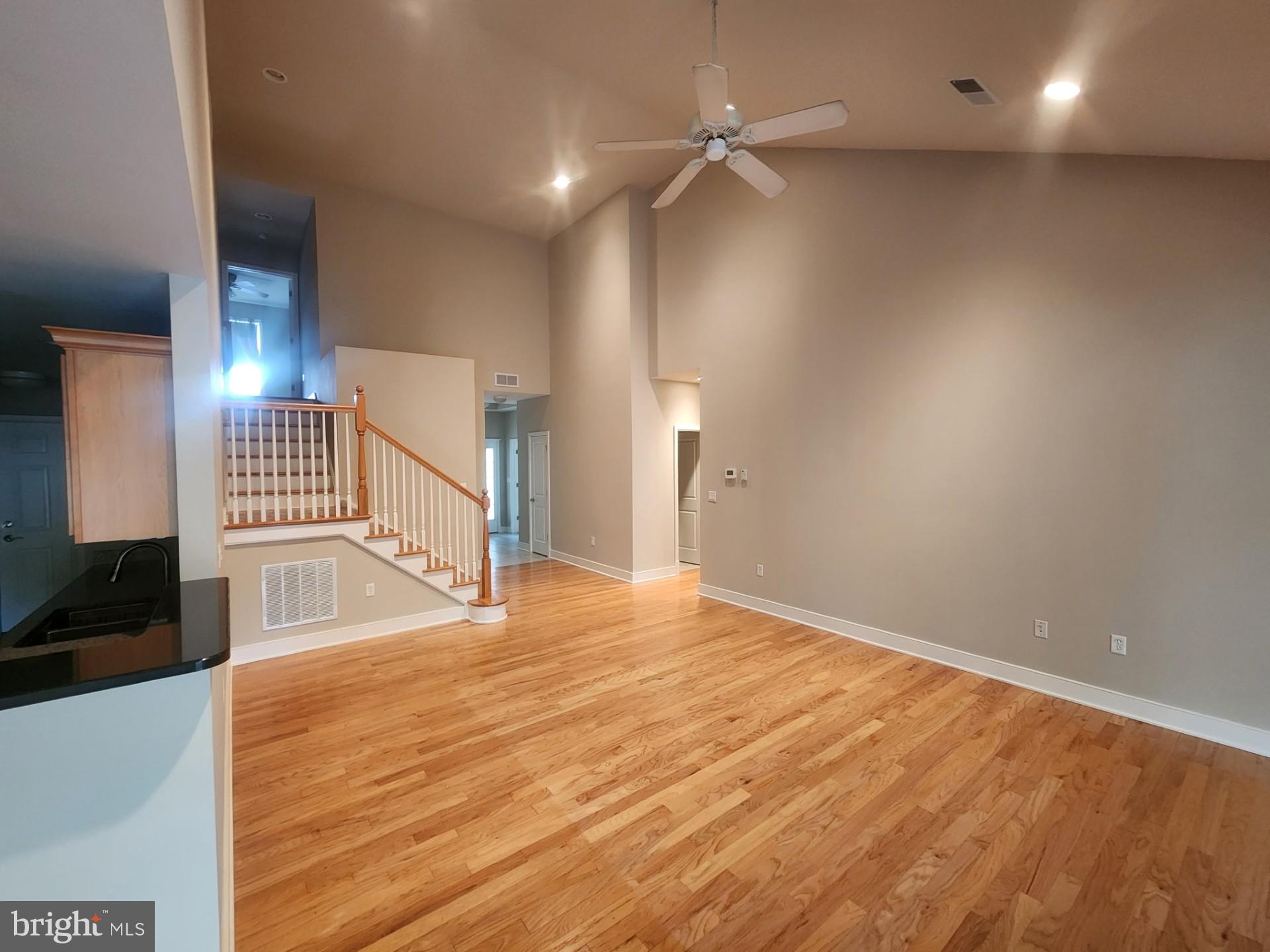 COBBLE CREEK MANOR - Residential