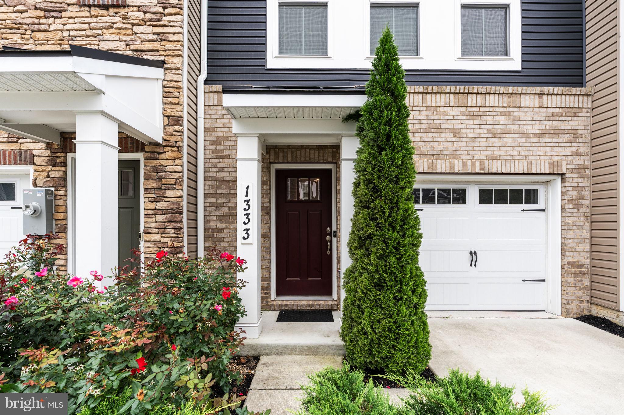 1333 HAWK HOLLOW DRIVE