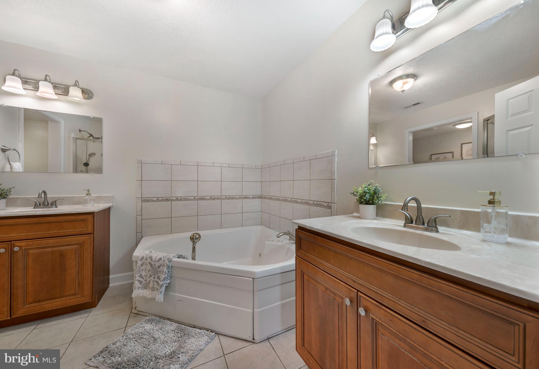 BALLARDS HOLLY ESTATES - Residential