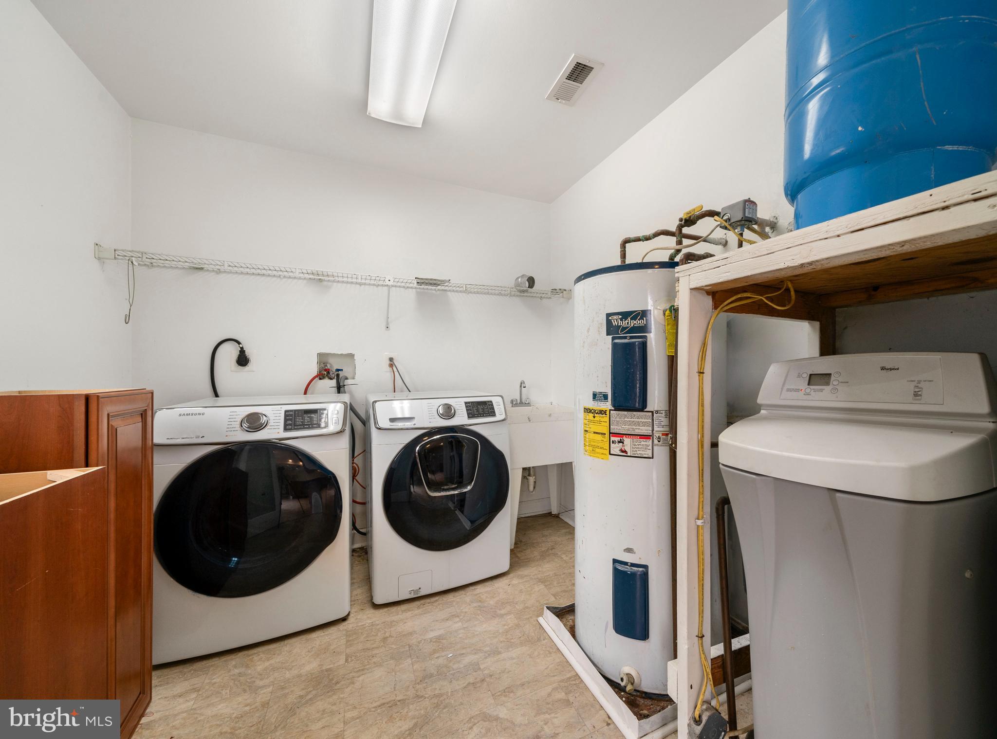 BALLARDS HOLLY ESTATES - Residential