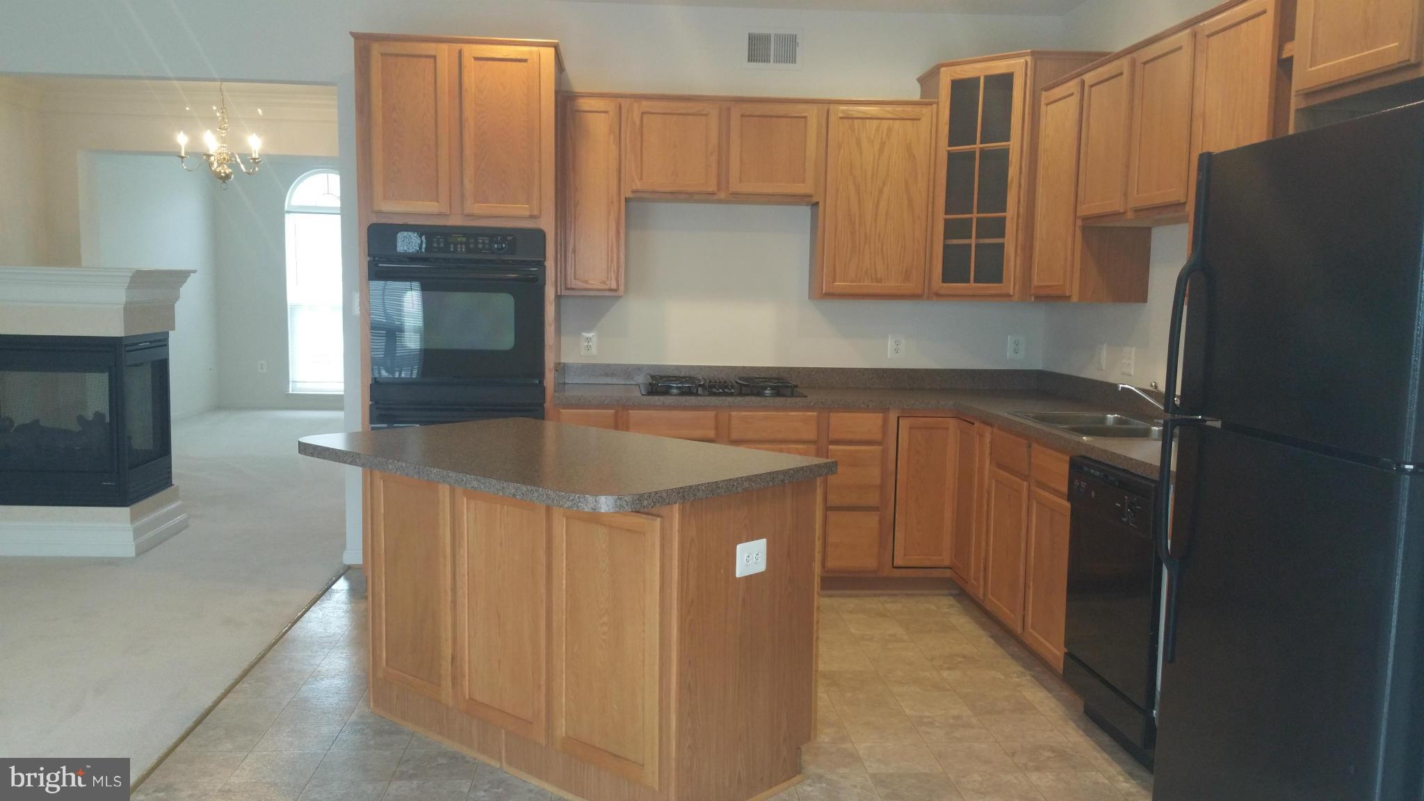 ASHBROOK VILLAGE - Residential Lease