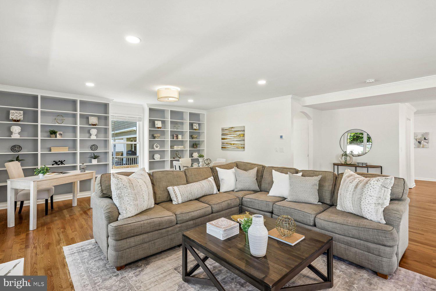GEORGETOWN VILLAGE - Residential