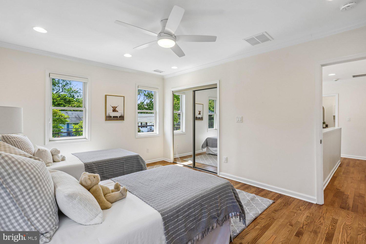 GEORGETOWN VILLAGE - Residential