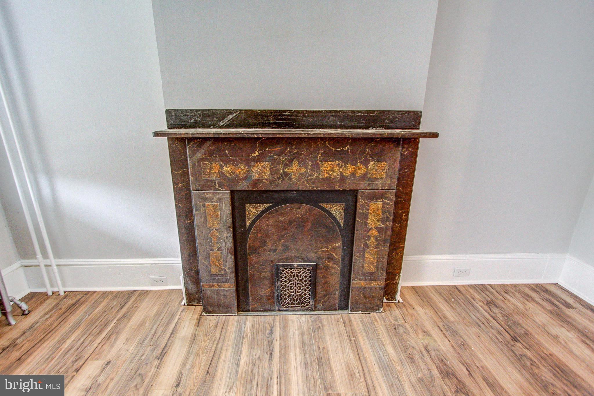 COBBS CREEK - Residential