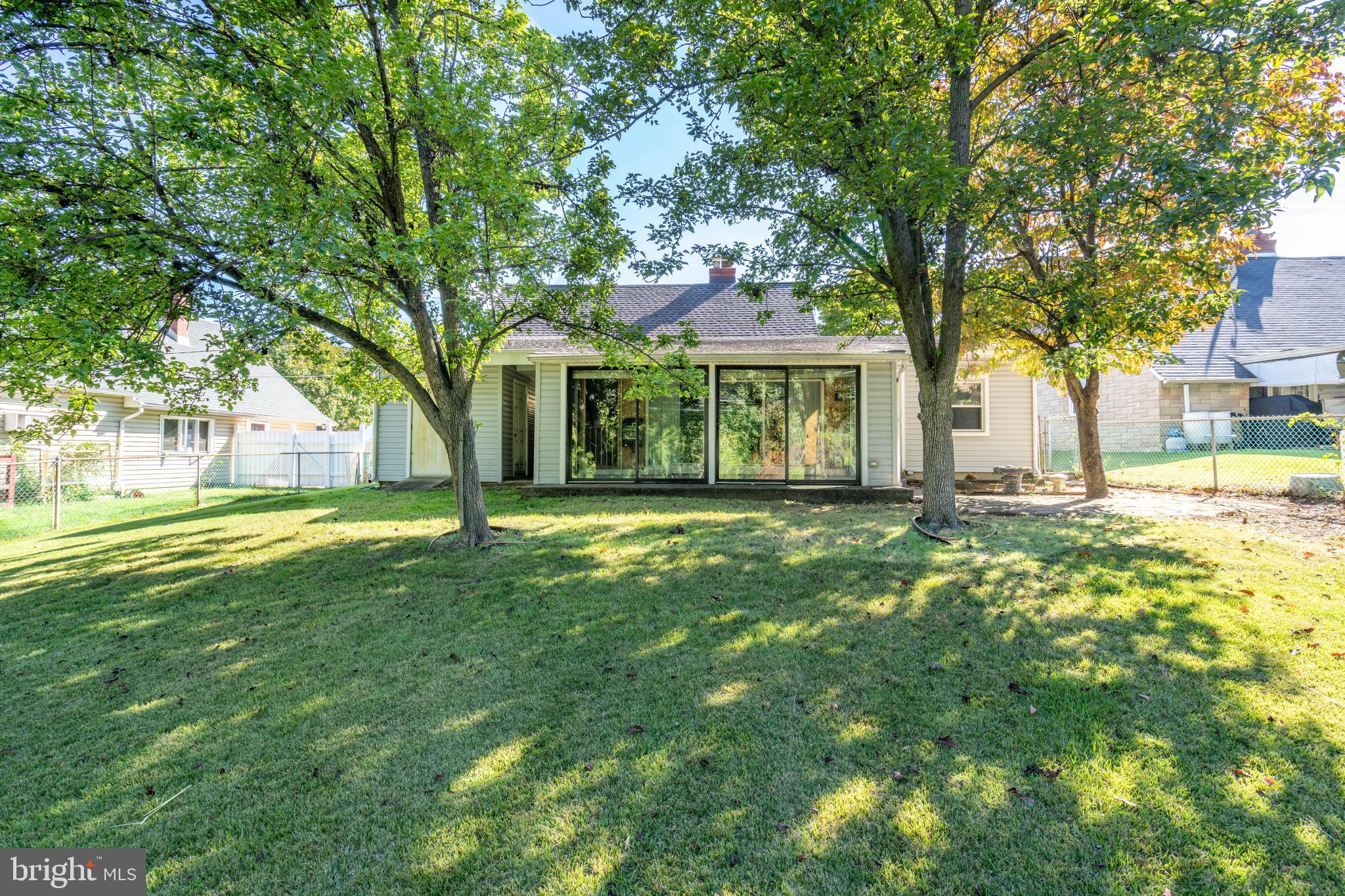 ACADEMY GARDENS - Residential