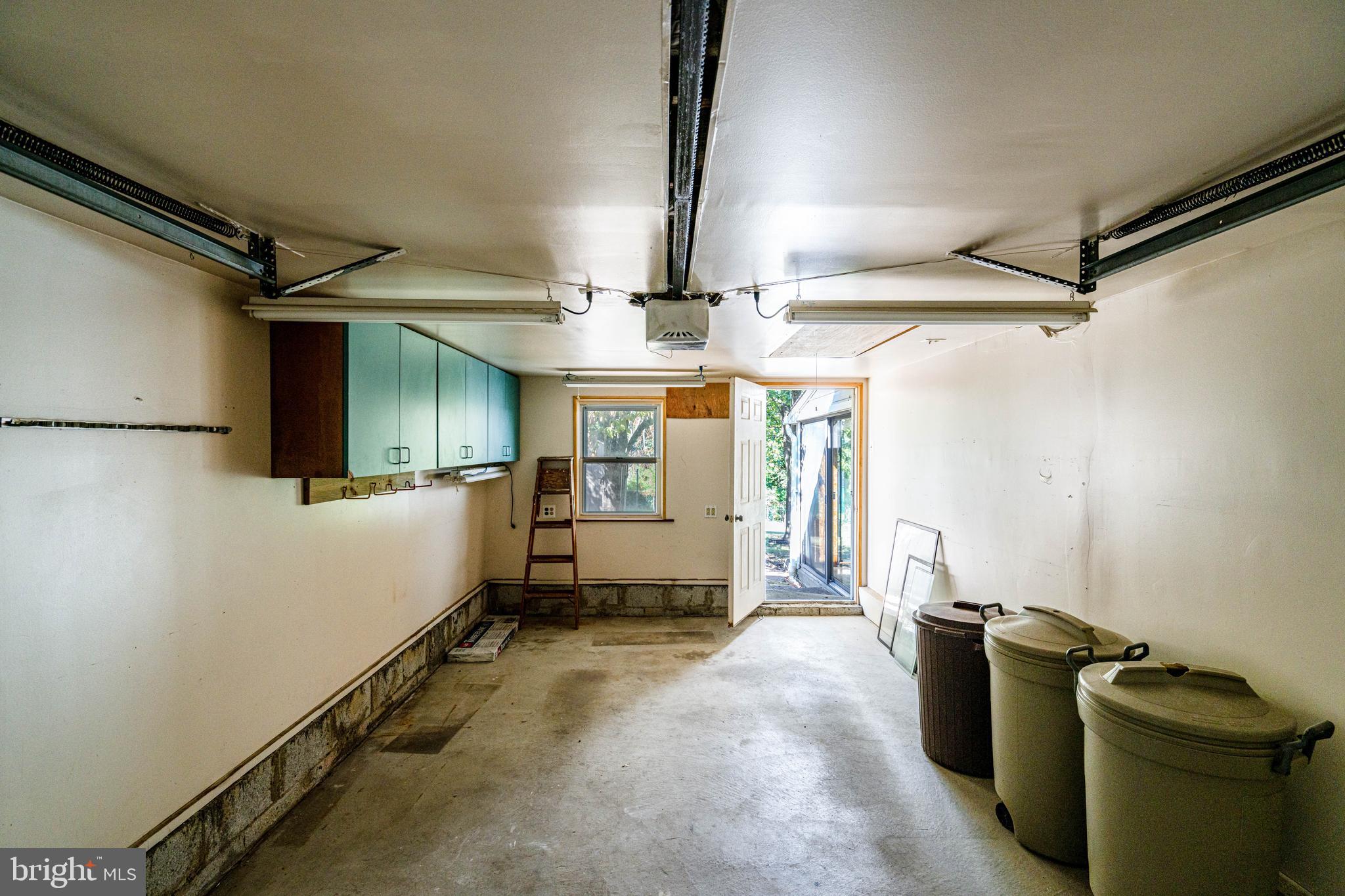 ACADEMY GARDENS - Residential