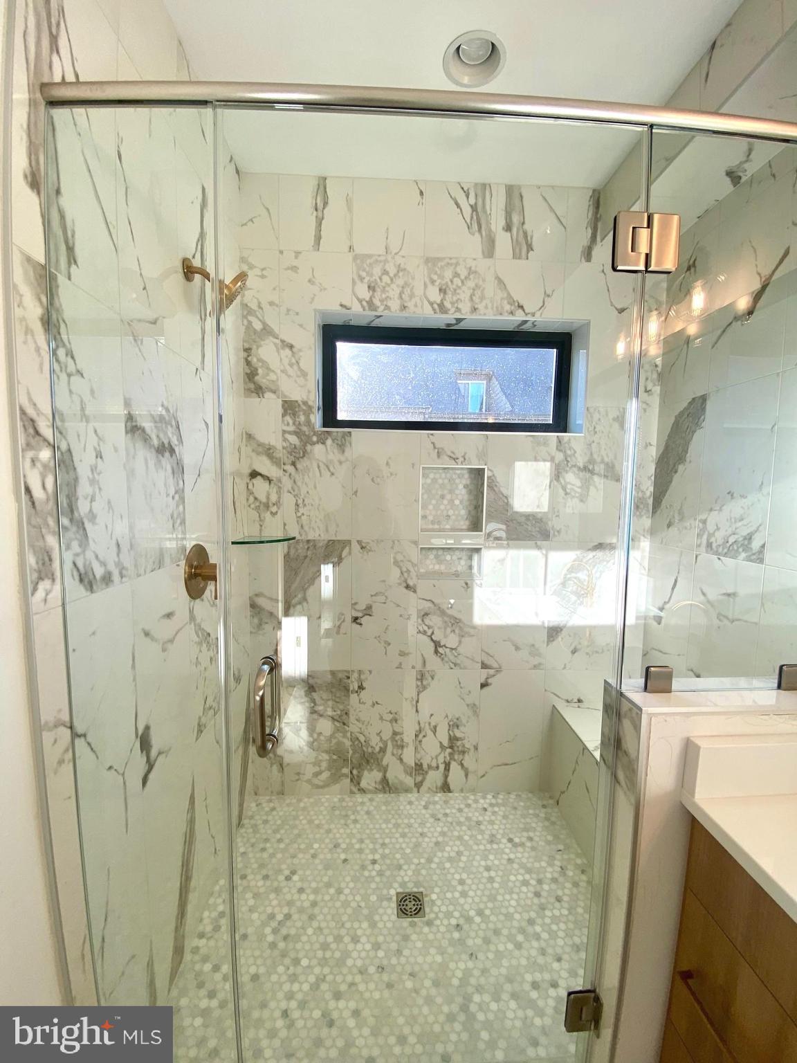 THE GROVE - Residential