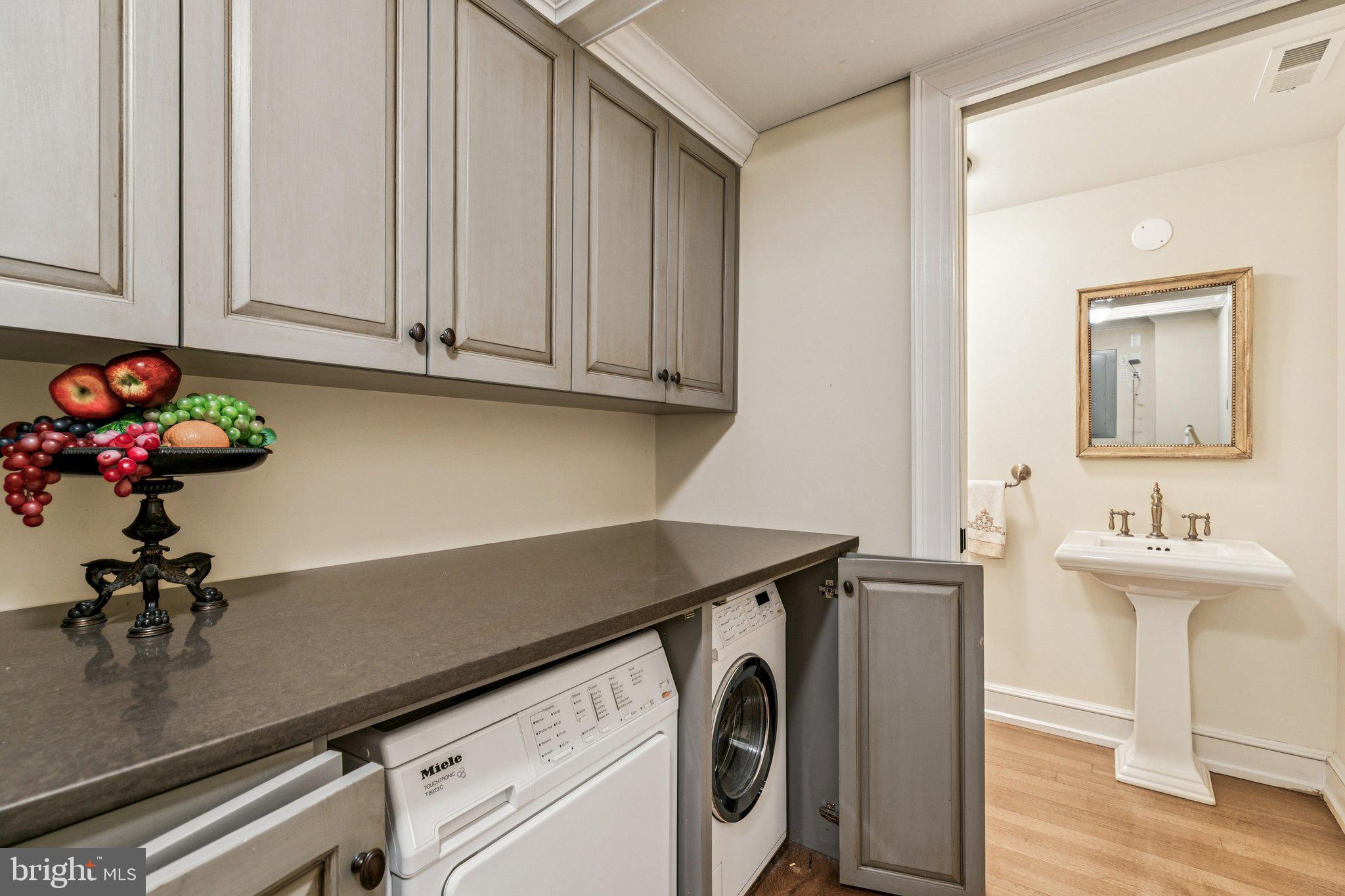 OLD CITY - Residential