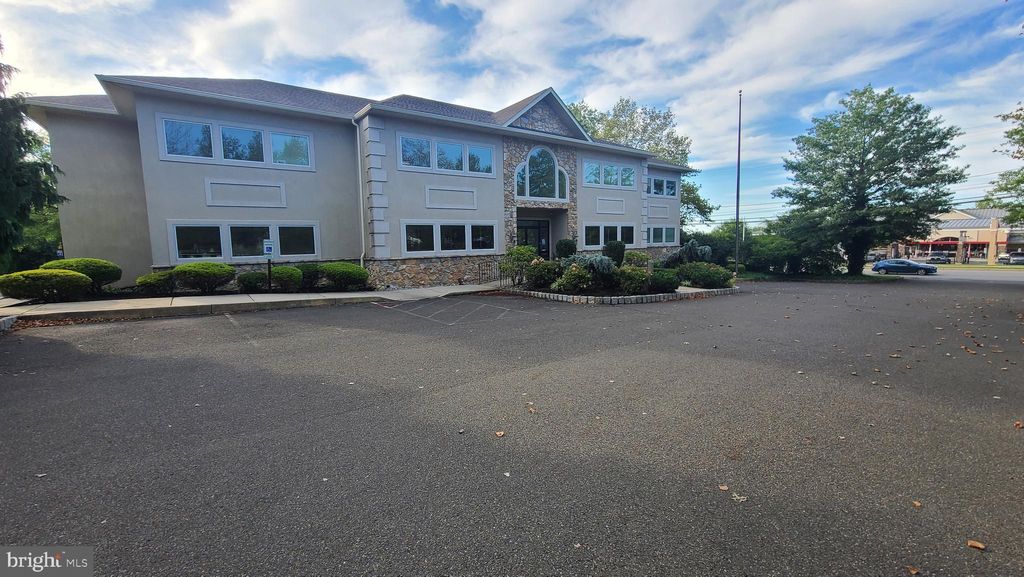 Photo of 1126 Horsham Road, AMBLER, PA 19002 (MLS # PAMC2083354)