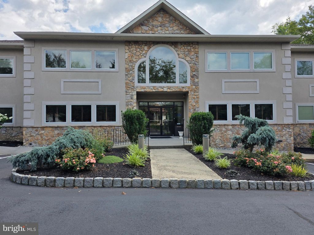 Photo of 1126 Horsham Road, AMBLER, PA 19002 (MLS # PAMC2083354)