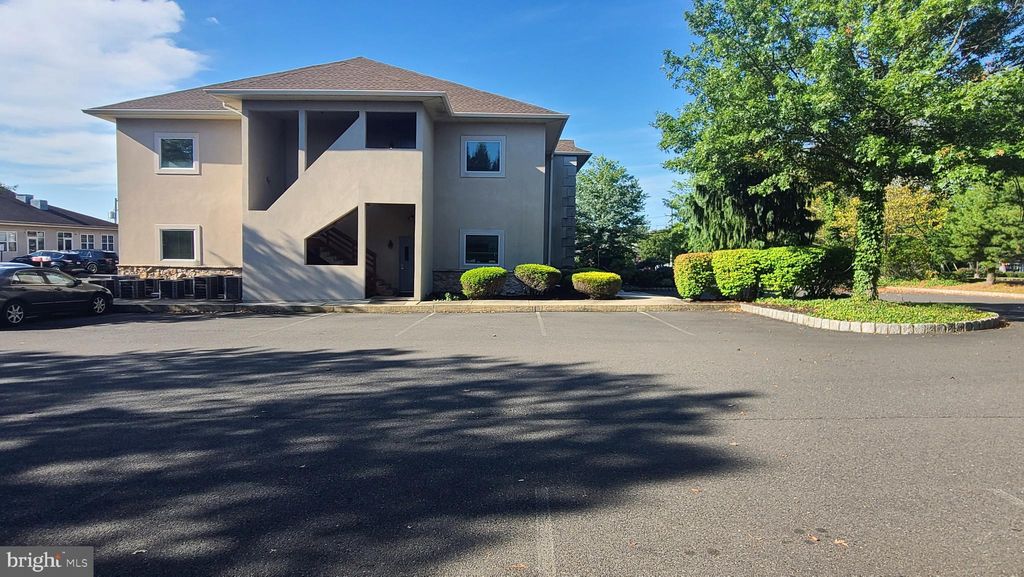 Photo of 1126 Horsham Road, AMBLER, PA 19002 (MLS # PAMC2083354)