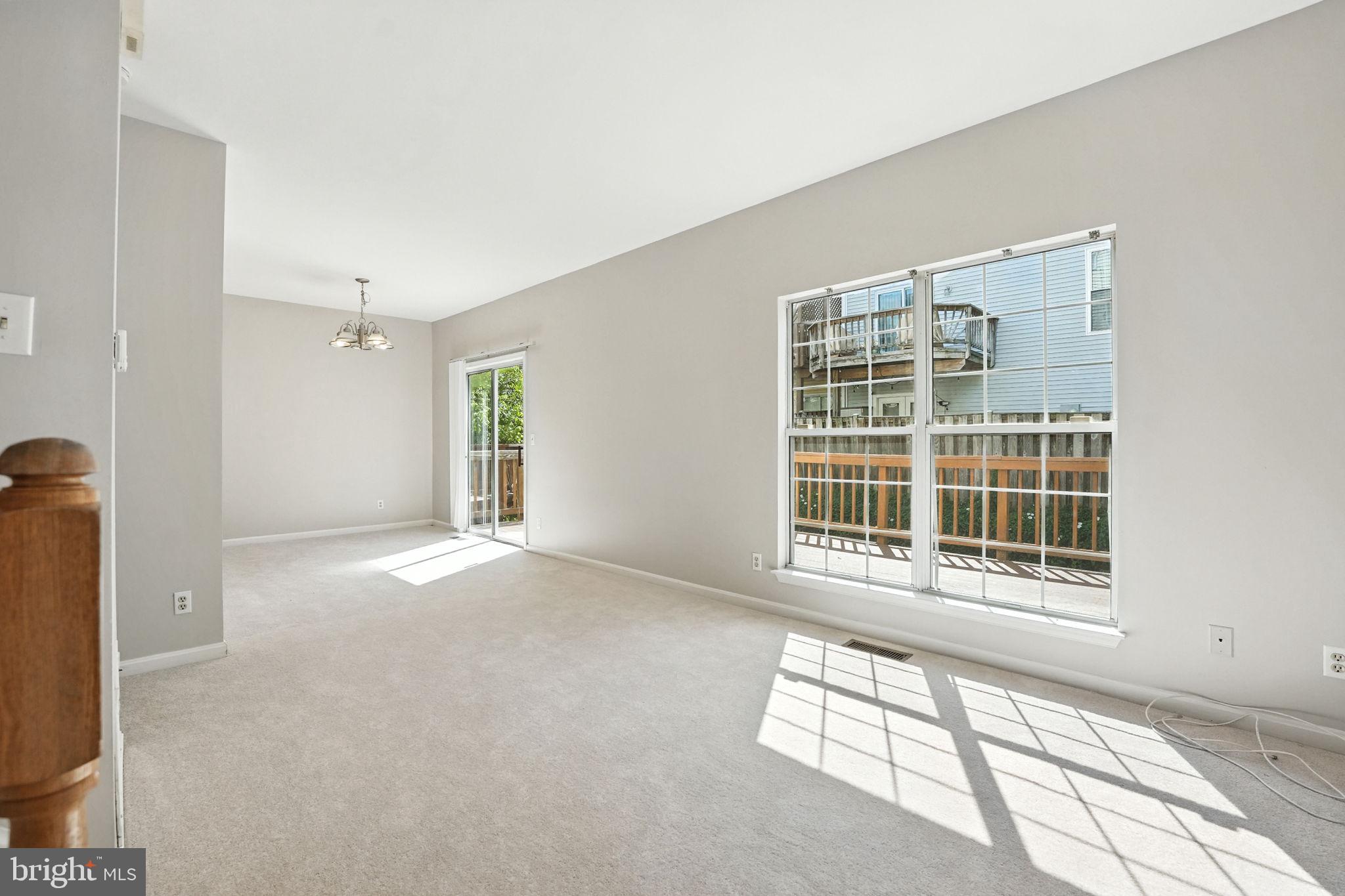 15675 VIEWPOINT CIRCLE