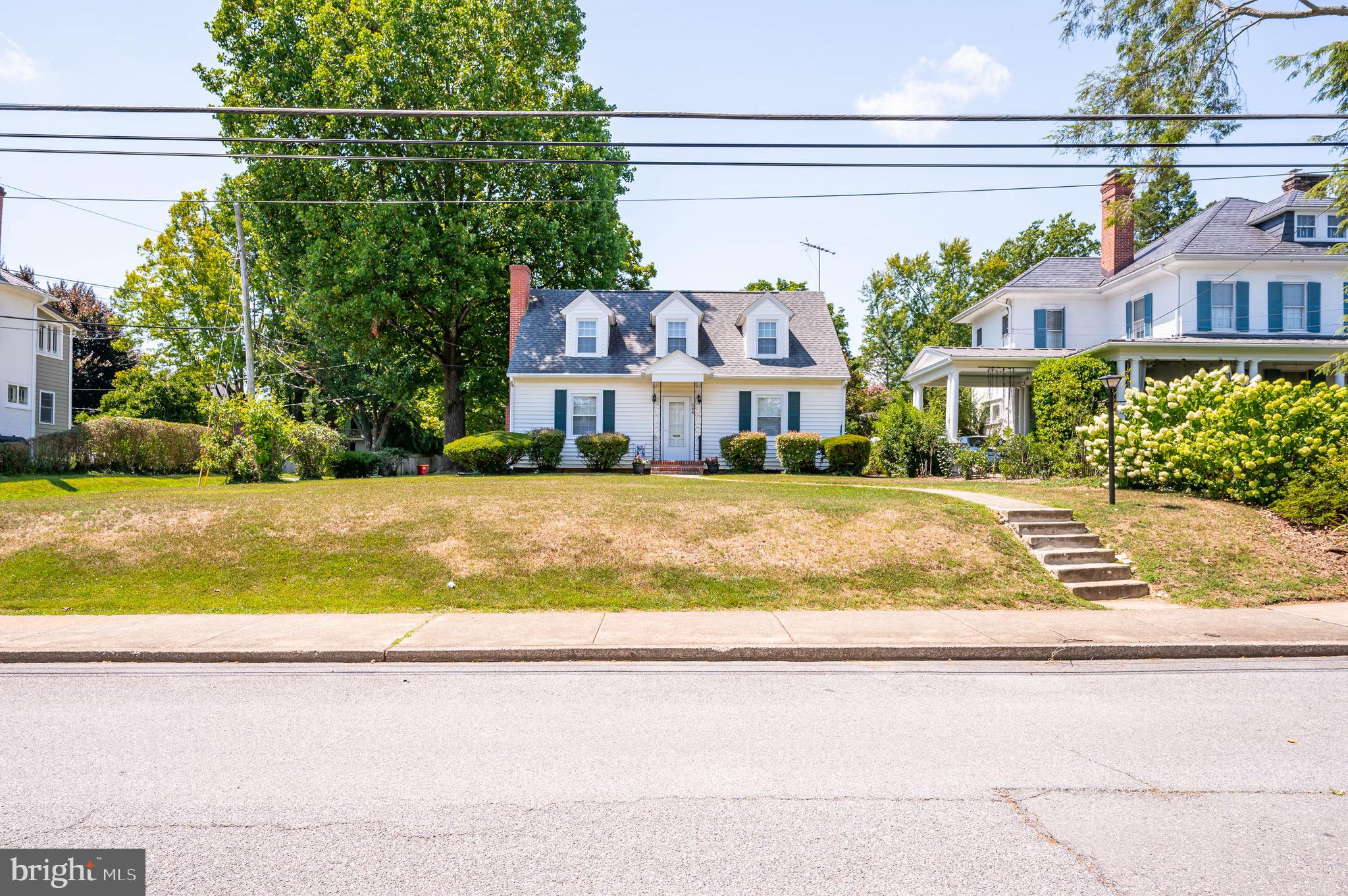 CHARLES TOWN - Residential