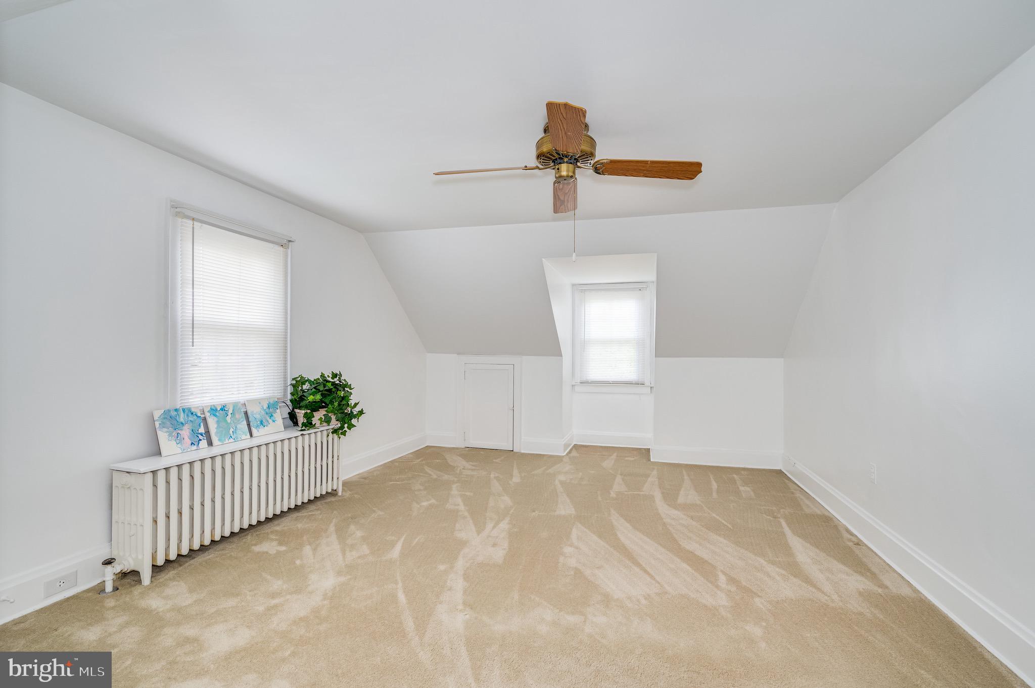 CHARLES TOWN - Residential