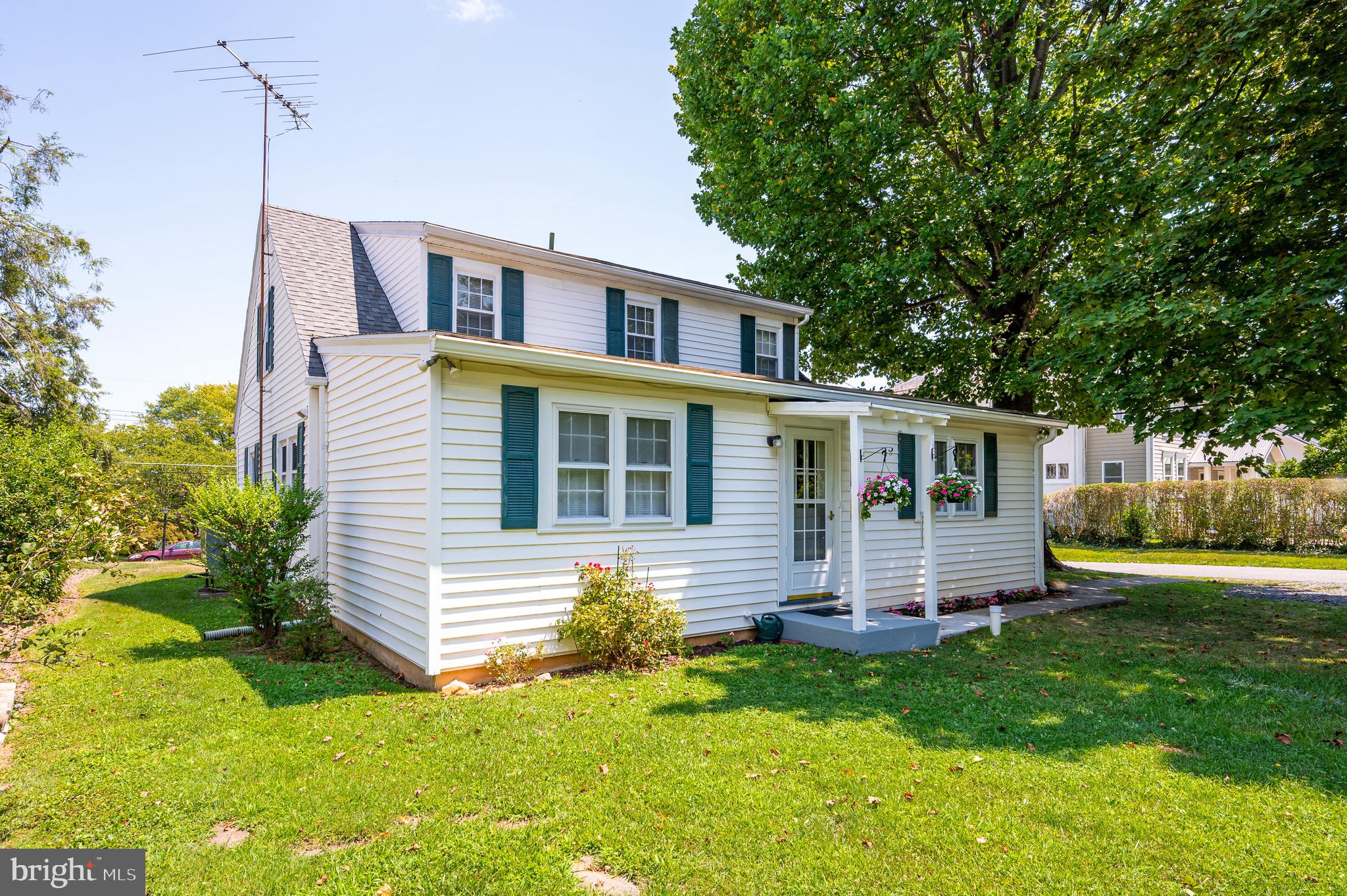 CHARLES TOWN - Residential