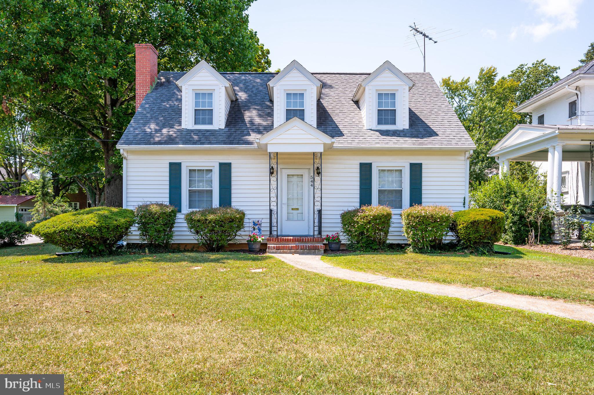 CHARLES TOWN - Residential