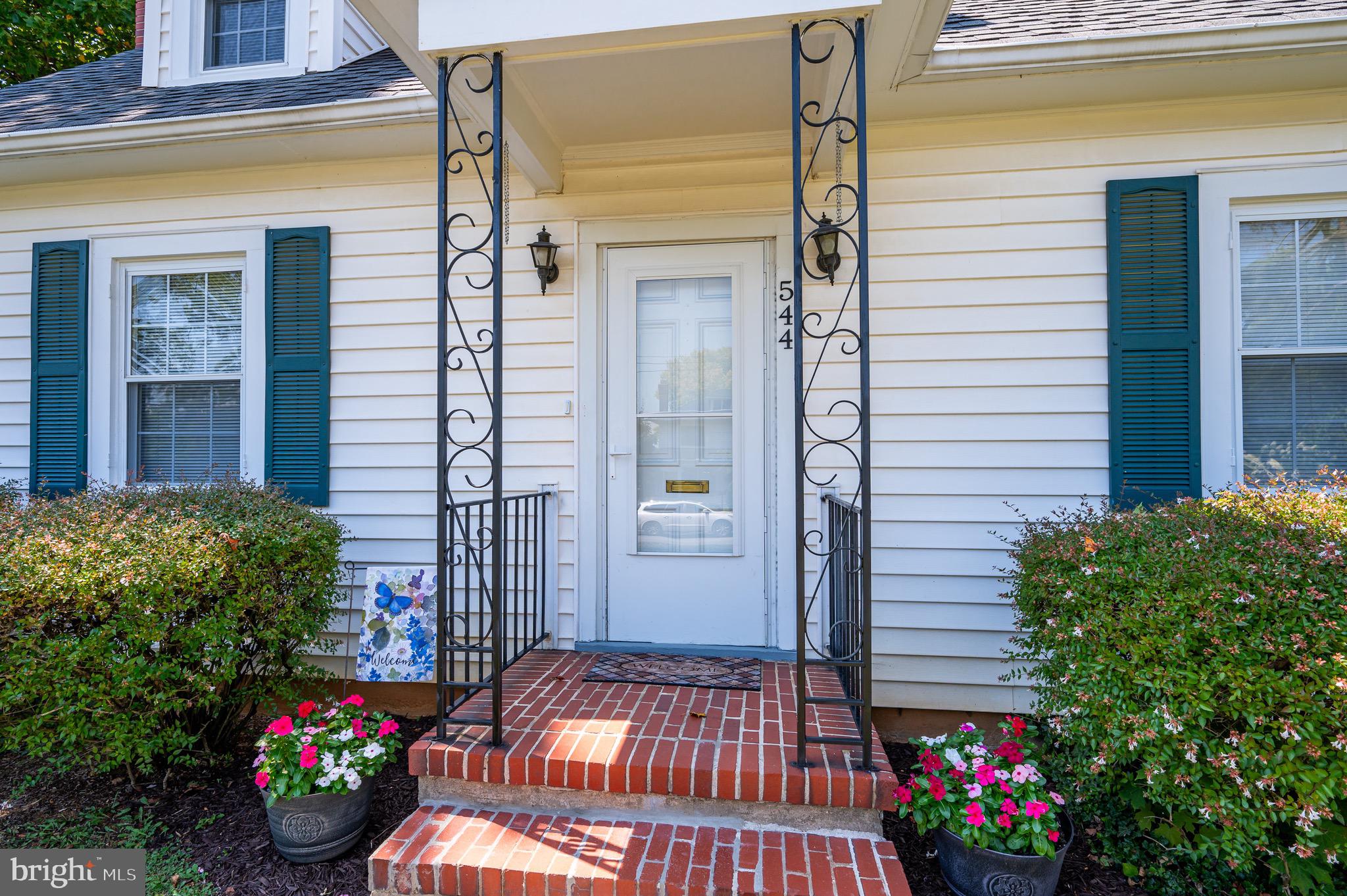 CHARLES TOWN - Residential