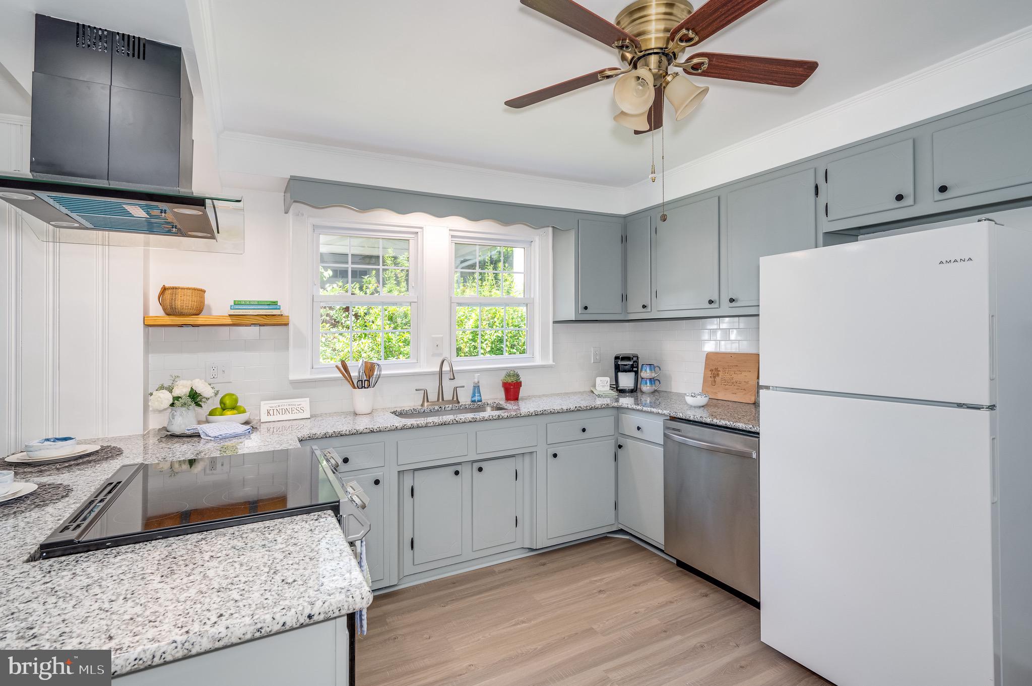 CHARLES TOWN - Residential