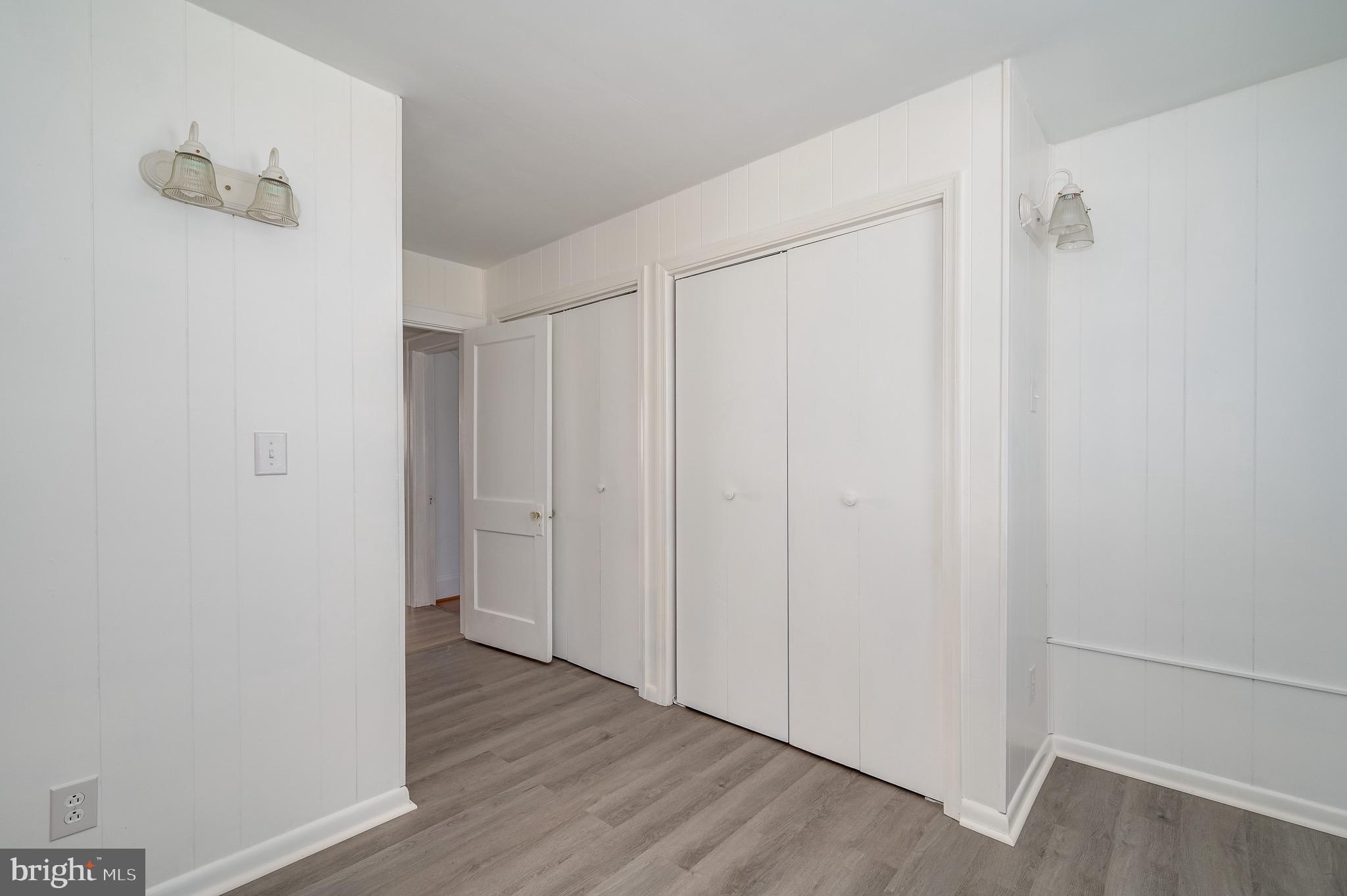 CHARLES TOWN - Residential