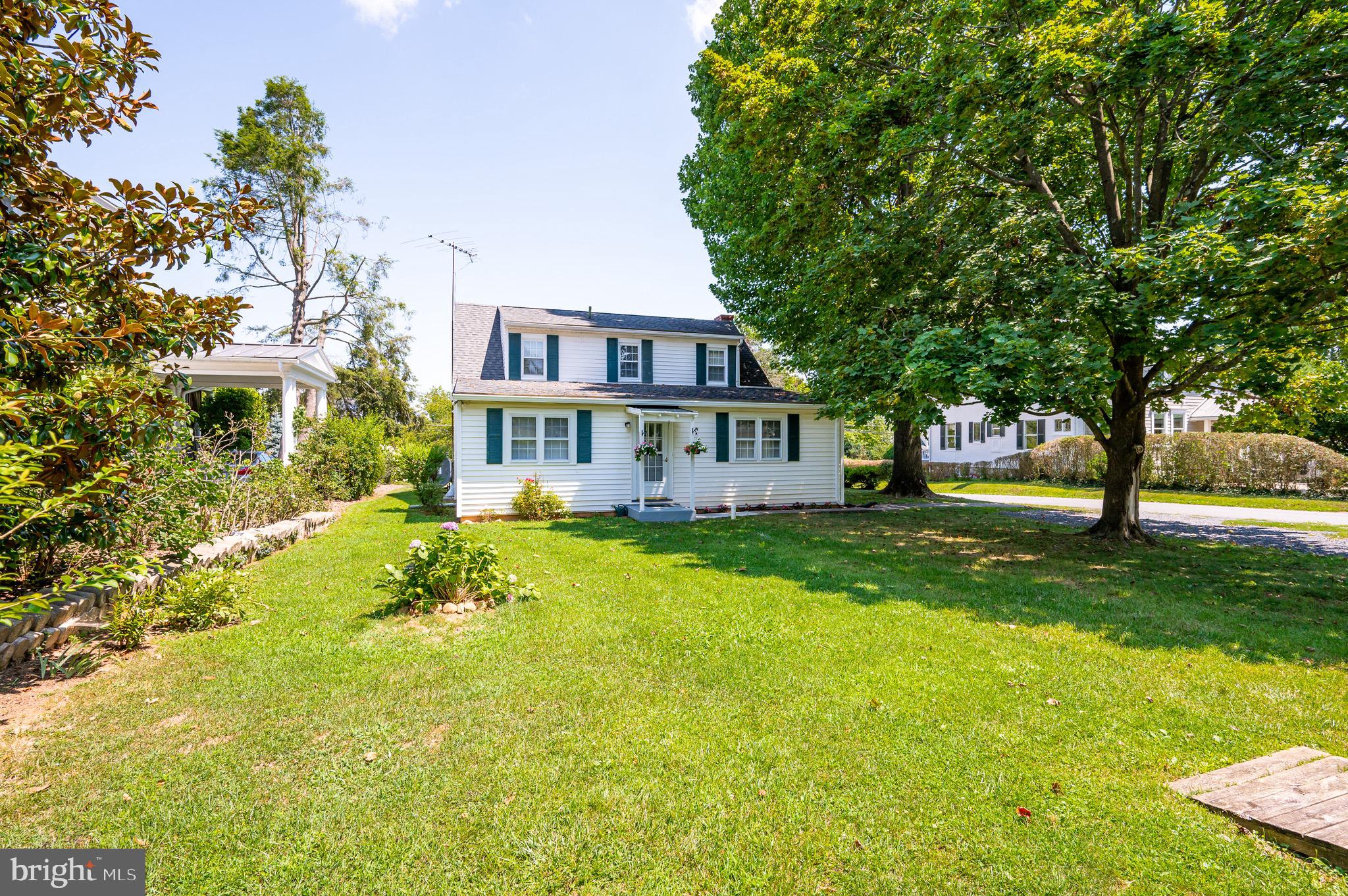 CHARLES TOWN - Residential