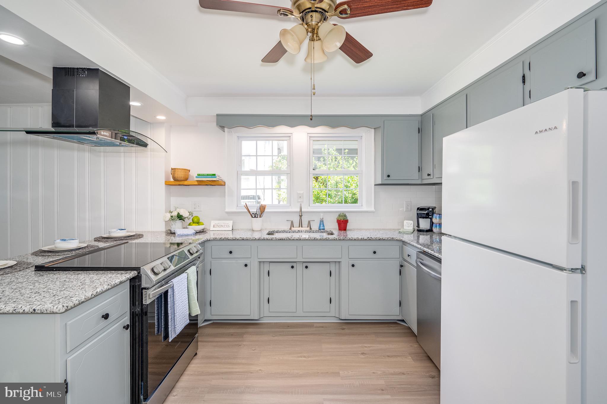 CHARLES TOWN - Residential