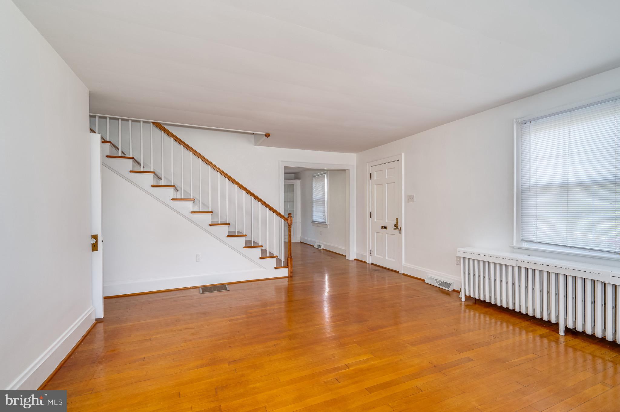 CHARLES TOWN - Residential