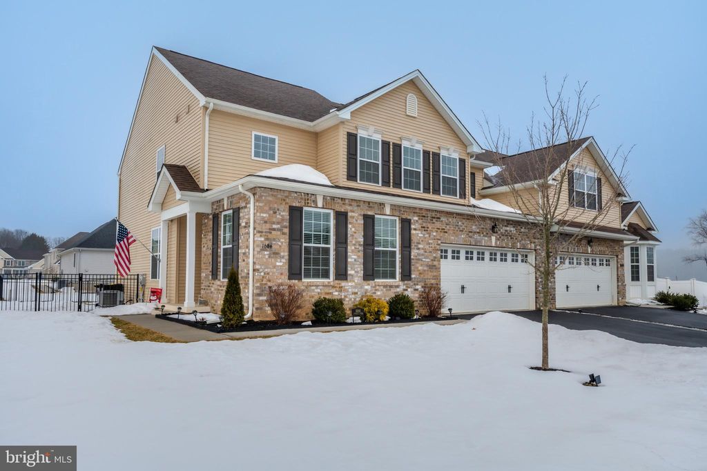 Photo of 1686 Charley Lane, BETHLEHEM, PA 18020 (MLS # PANH2009340)