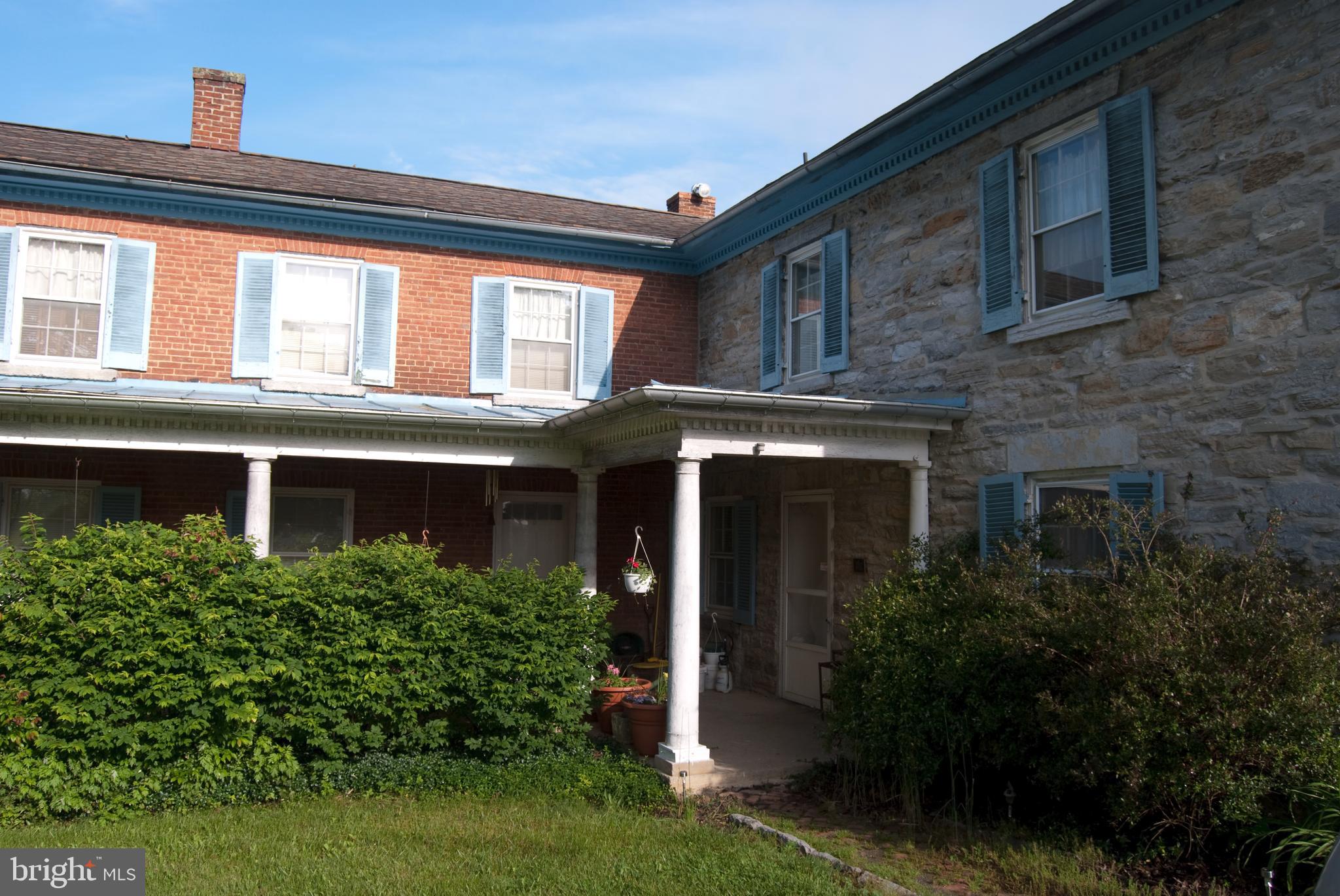 TERRAPIN NECK - Residential