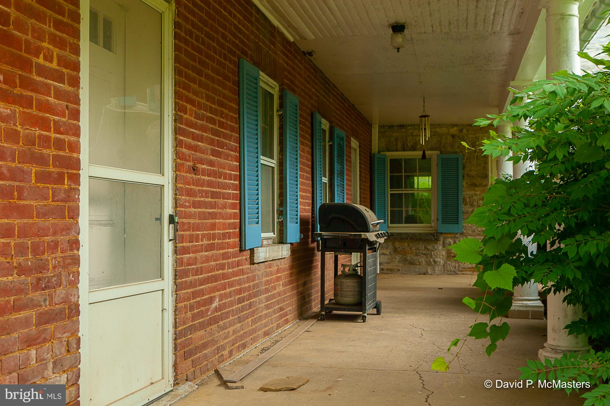 TERRAPIN NECK - Residential