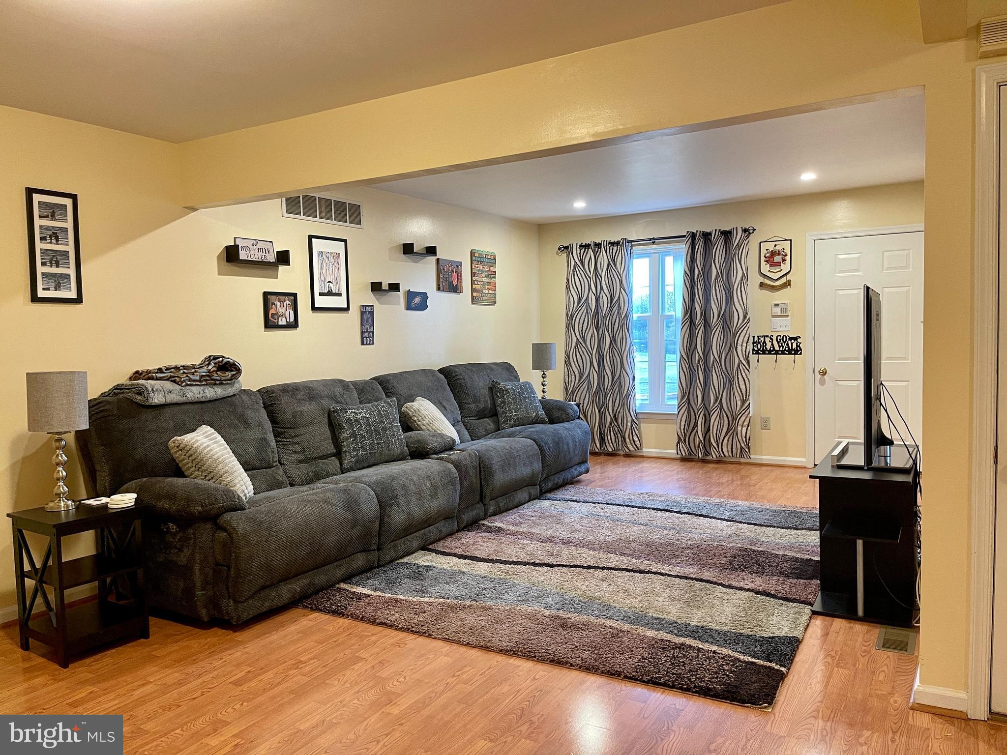 STONEGATE - Residential