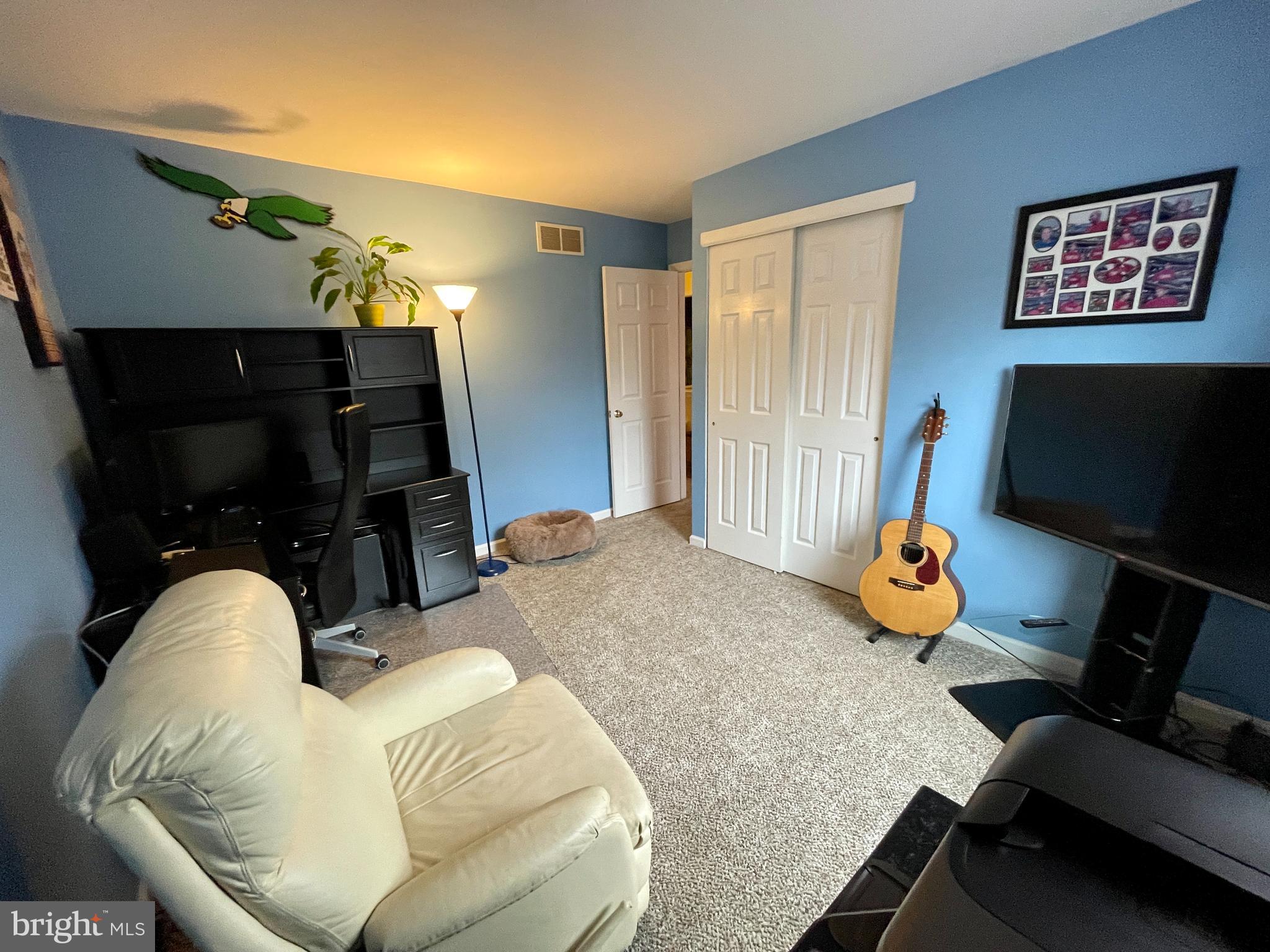 STONEGATE - Residential