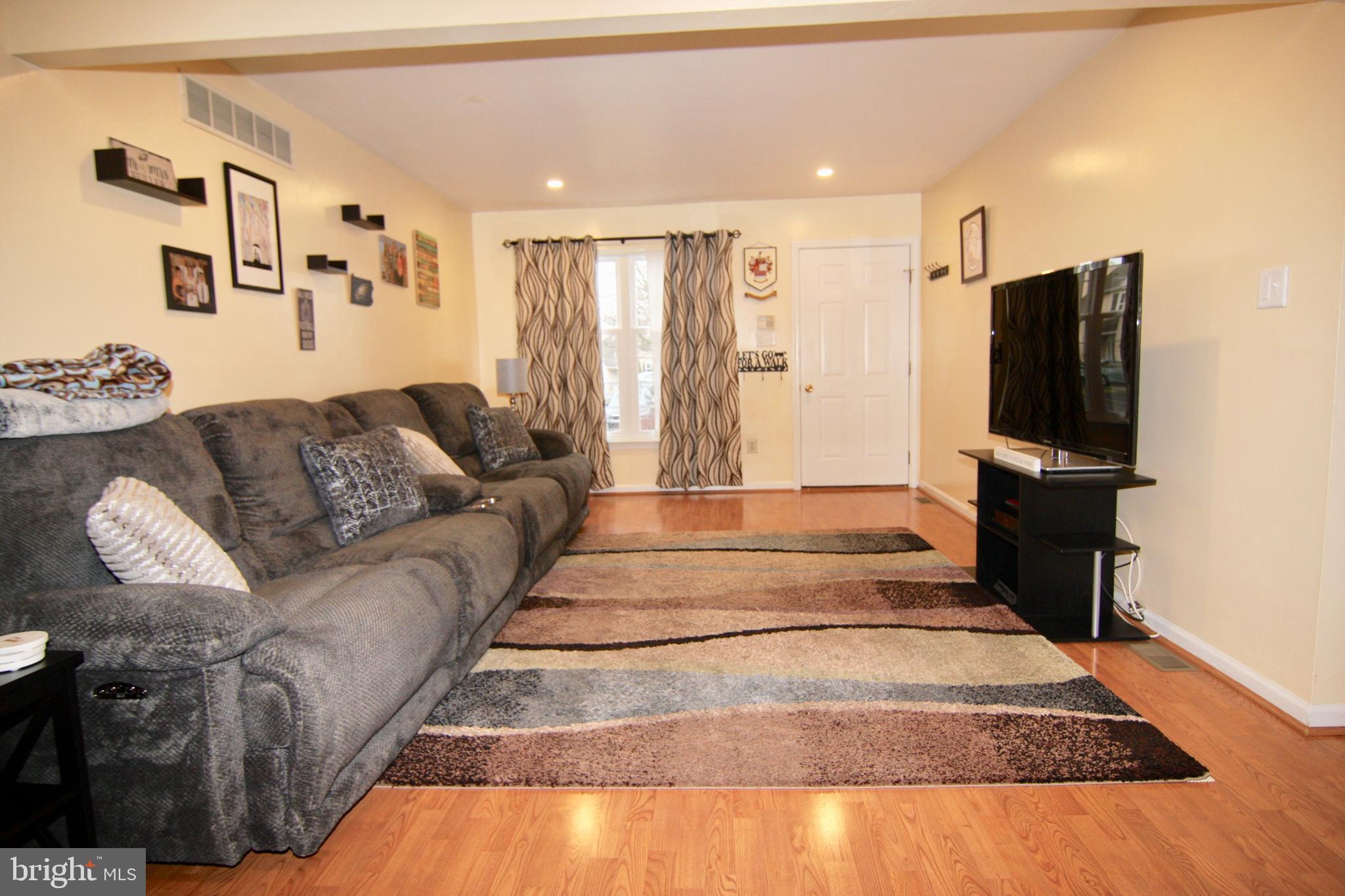 STONEGATE - Residential