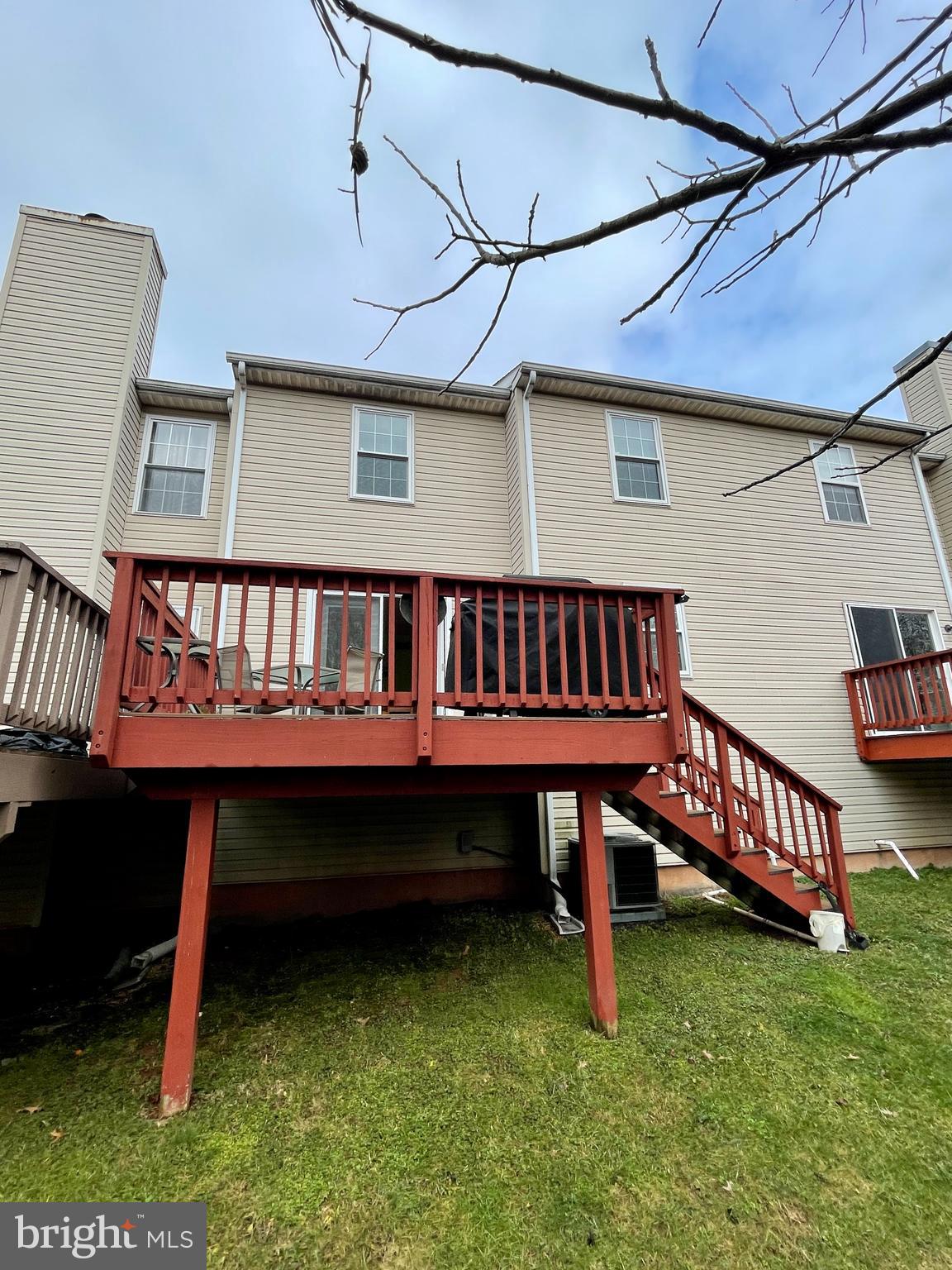 STONEGATE - Residential