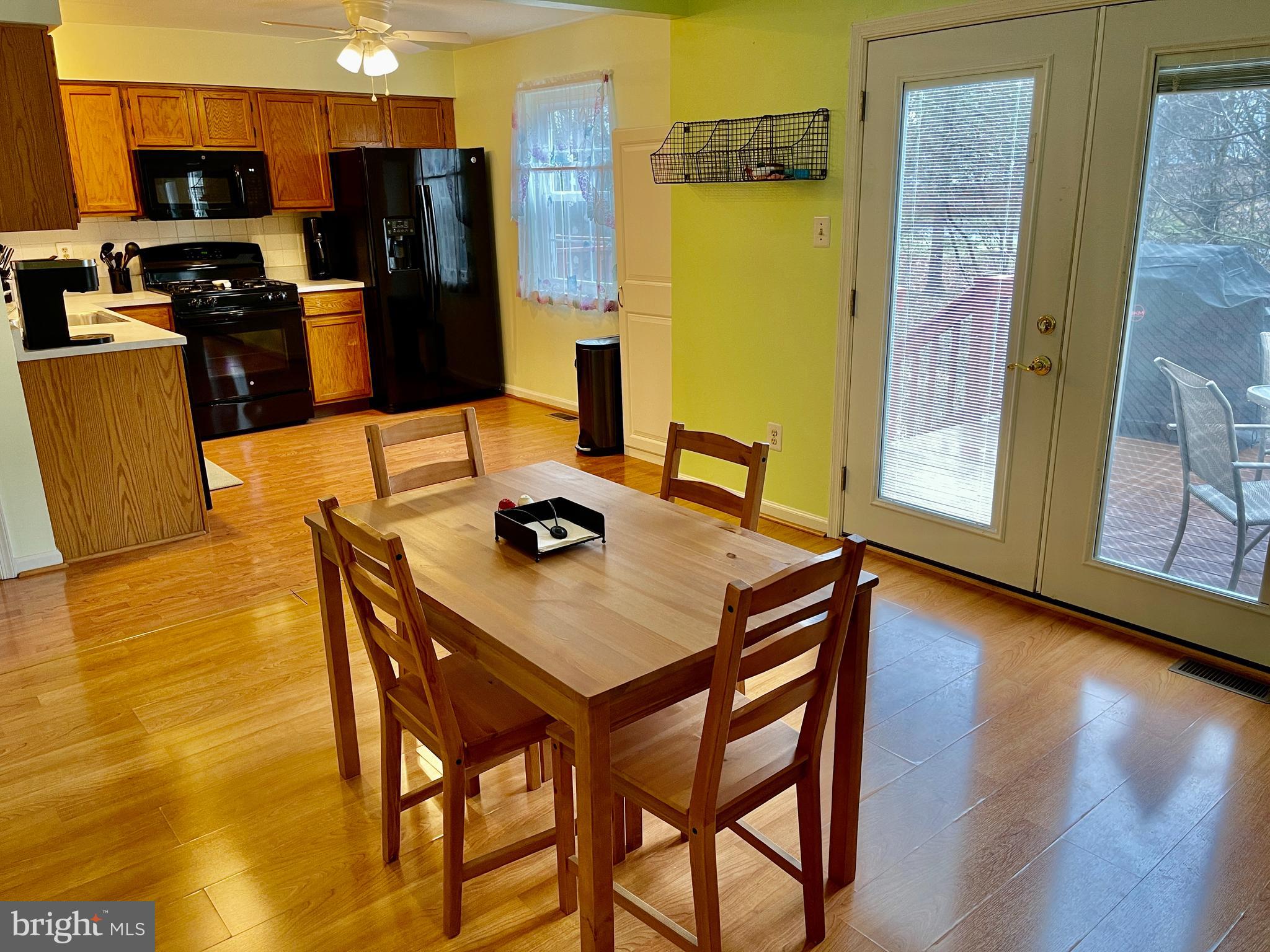 STONEGATE - Residential