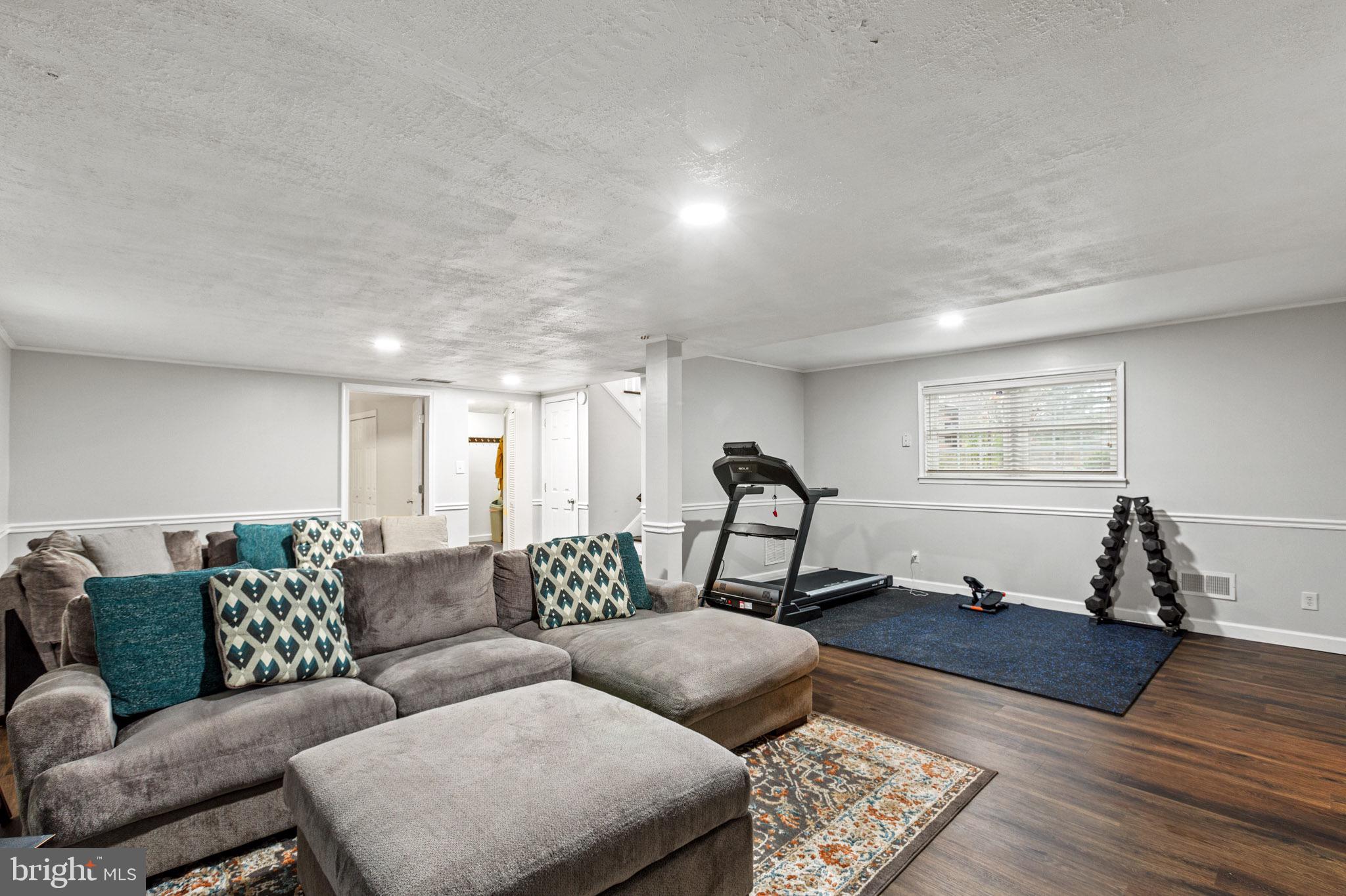 TOWN CREEK - Residential