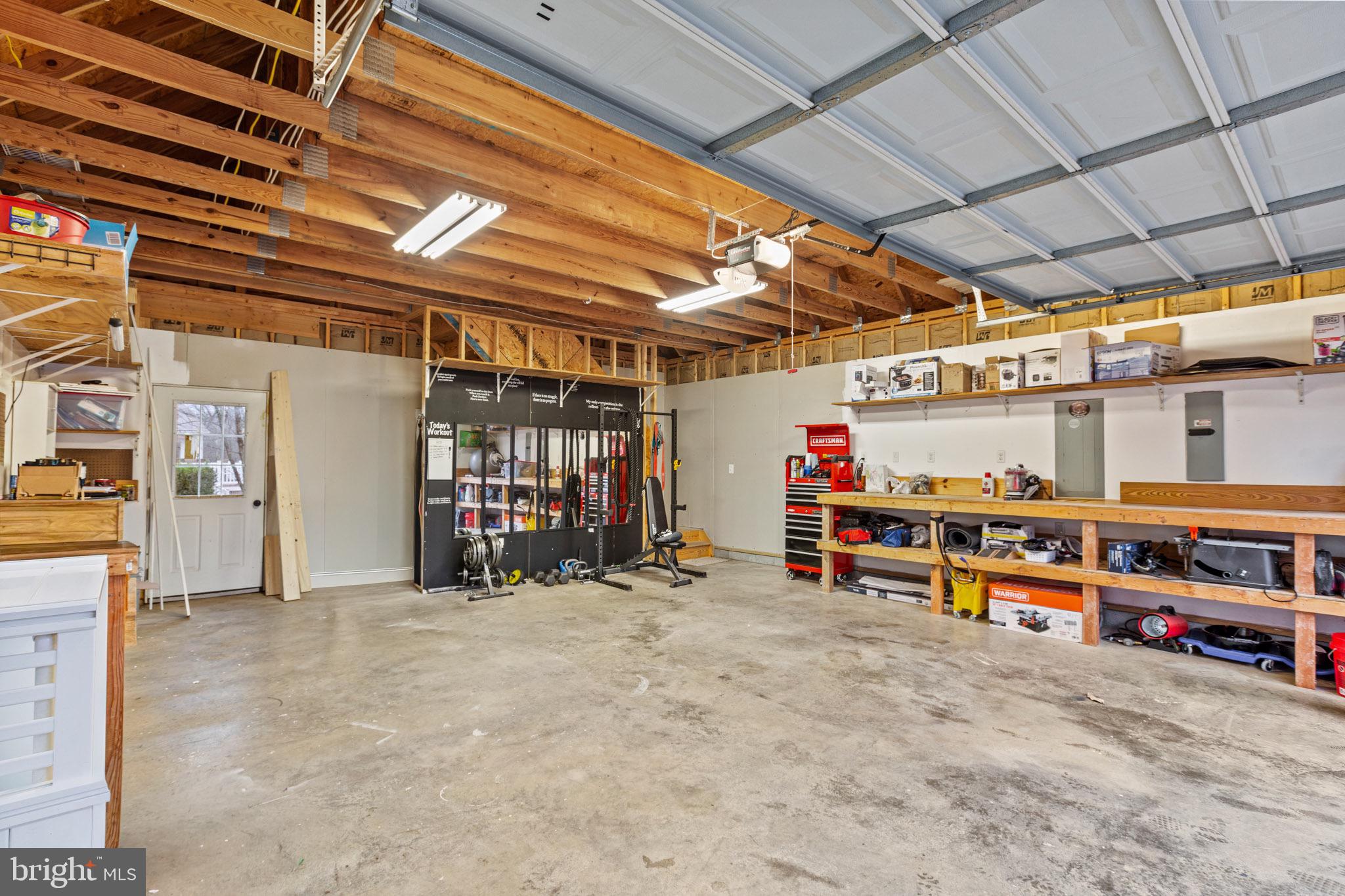 TOWN CREEK - Residential