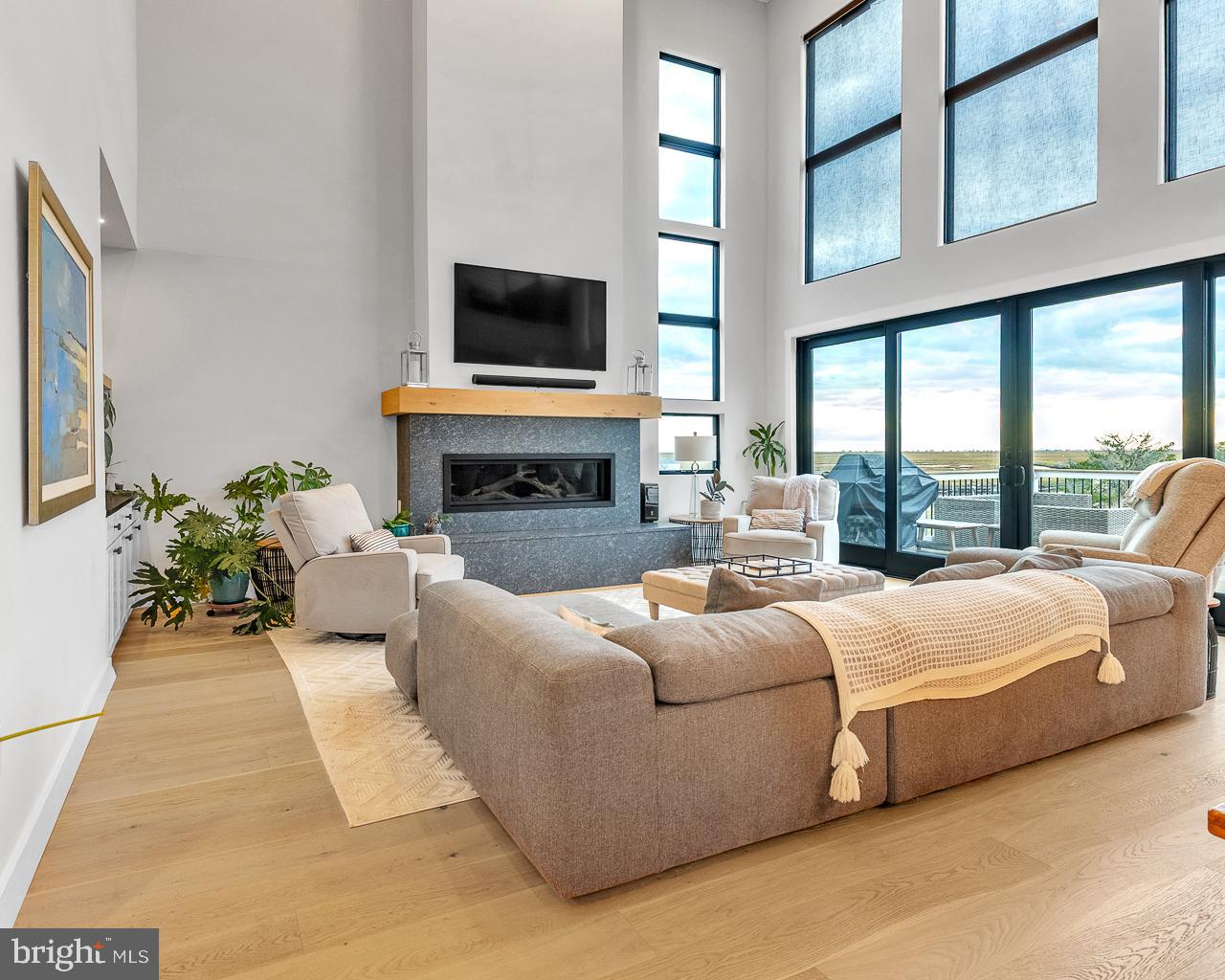 637 CEDAR RUN DOCK ROAD