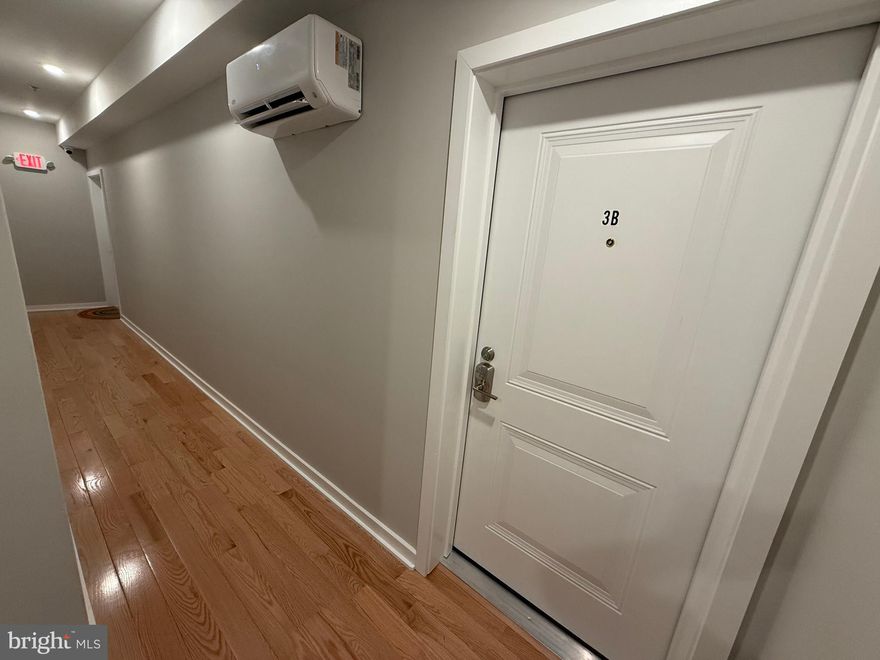 Welcome to your new apartment at 914-18 W Susquehanna Ave, a beautifully designed apartment located in the vibrant North Philadelphia neighborhood. This spacious unit seamlessly blends modern living with classic charm, offering an inviting atmosphere perfect for urban life. With an open-concept layout that maximizes natural light, the living area features large windows and stunning views, while the well-equipped kitchen includes modern appliances and ample cabinetry. The generous-sized bedrooms provide a cozy retreat, with updated bathrooms featuring contemporary fixtures. Don't forget a beautiful roof top to experience the beauty of the city!

Enjoy access to a prime location with easy public transportation access, as well as a variety of nearby dining, shopping, and cultural attractions. Experience the strong sense of community with friendly neighbors and local events, making this apartment not just a place to live, but a place to call home.