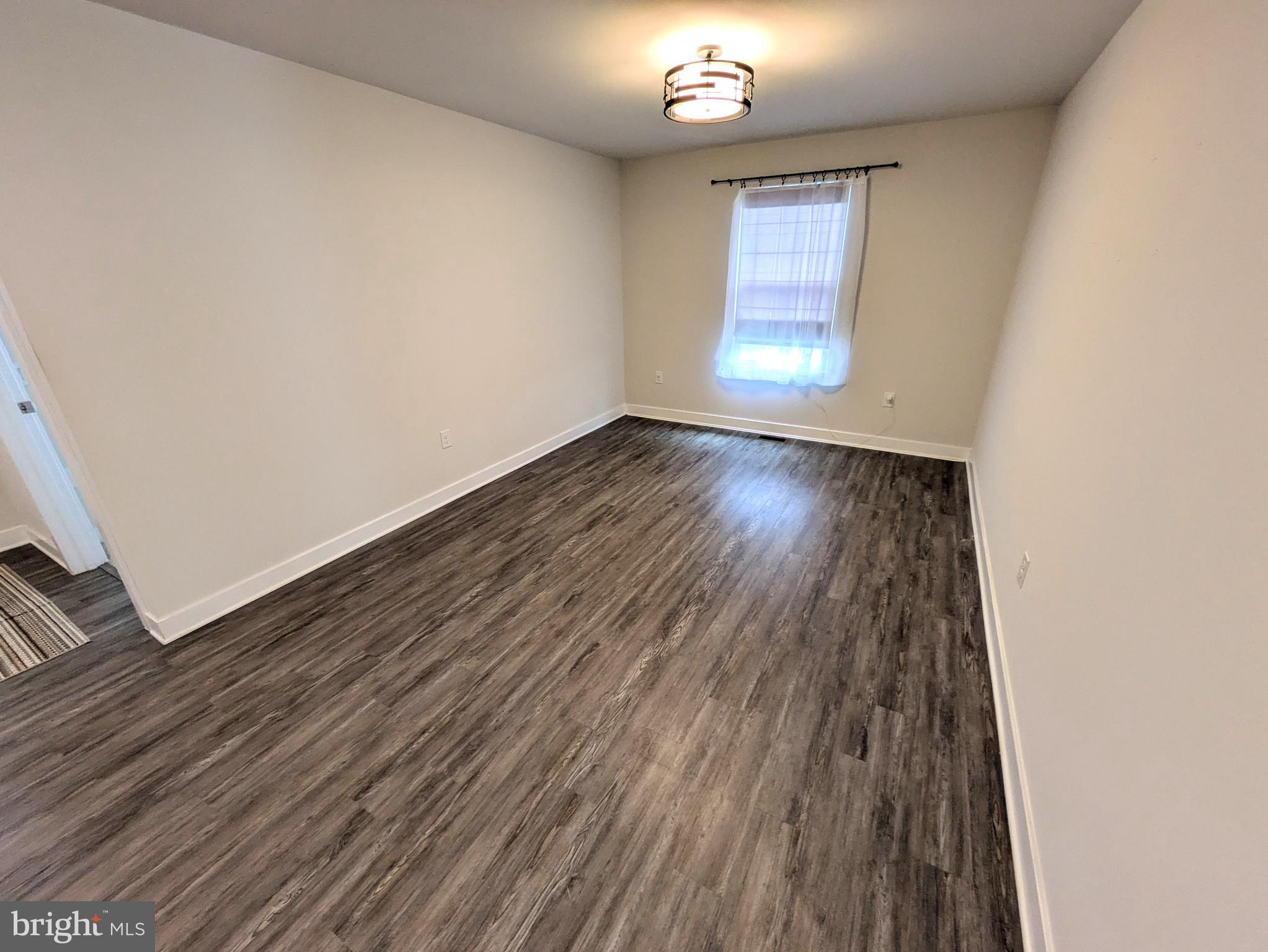 4220 CYPRESS LANE