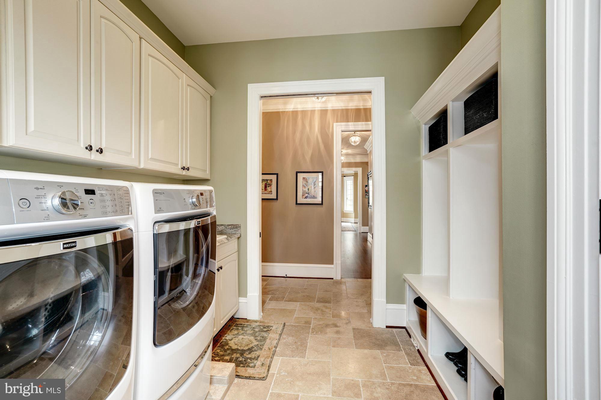 BERKSHIRE OAKWOOD - Residential