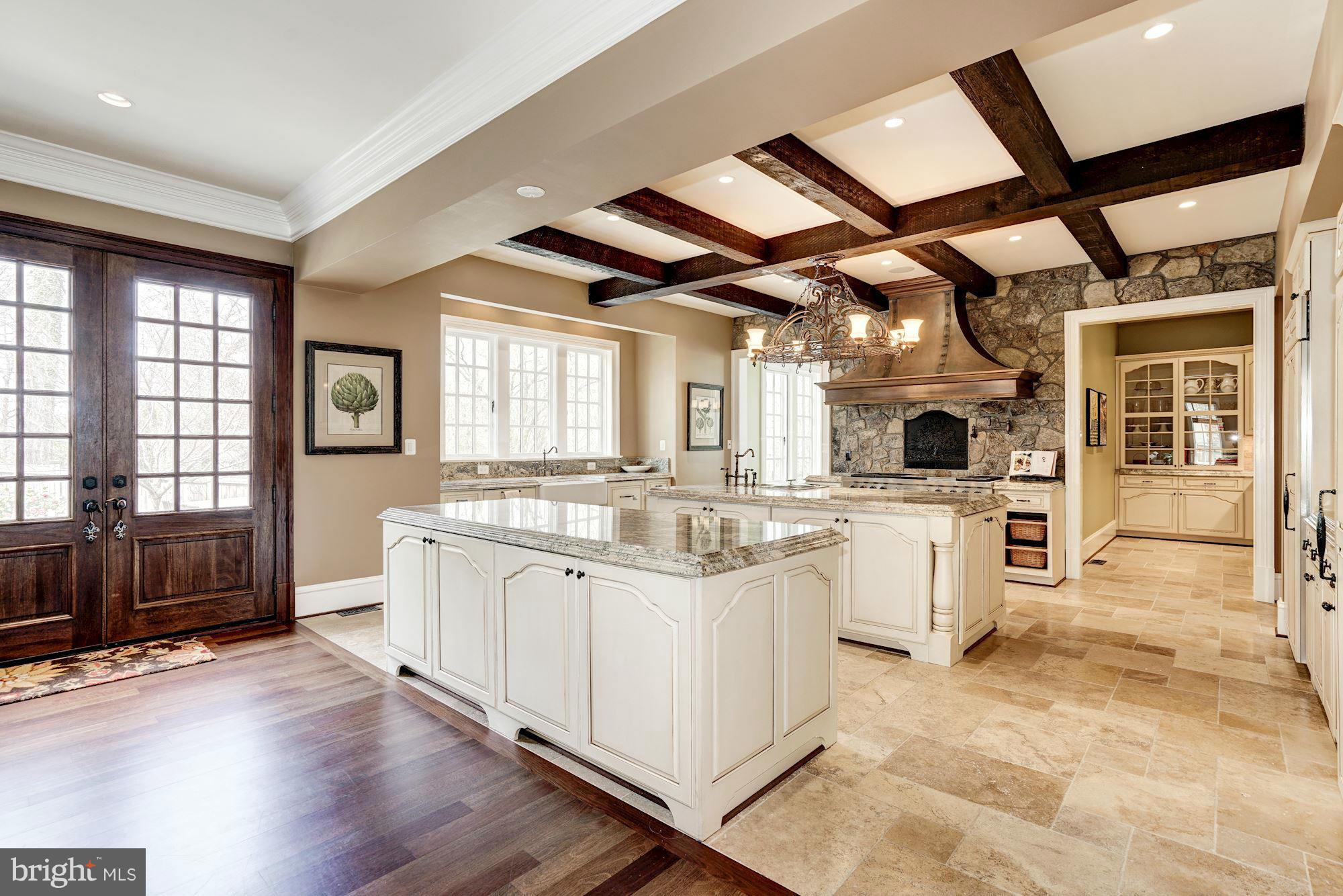 BERKSHIRE OAKWOOD - Residential