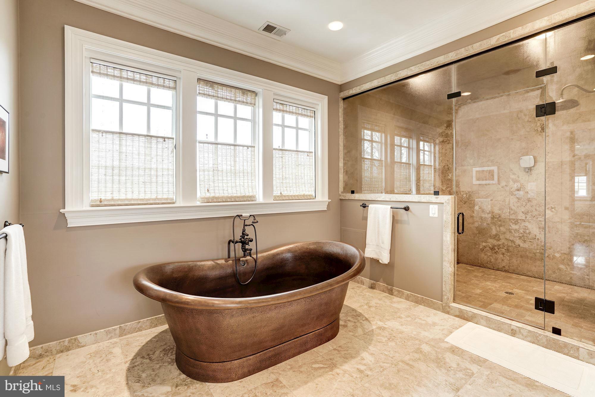 BERKSHIRE OAKWOOD - Residential