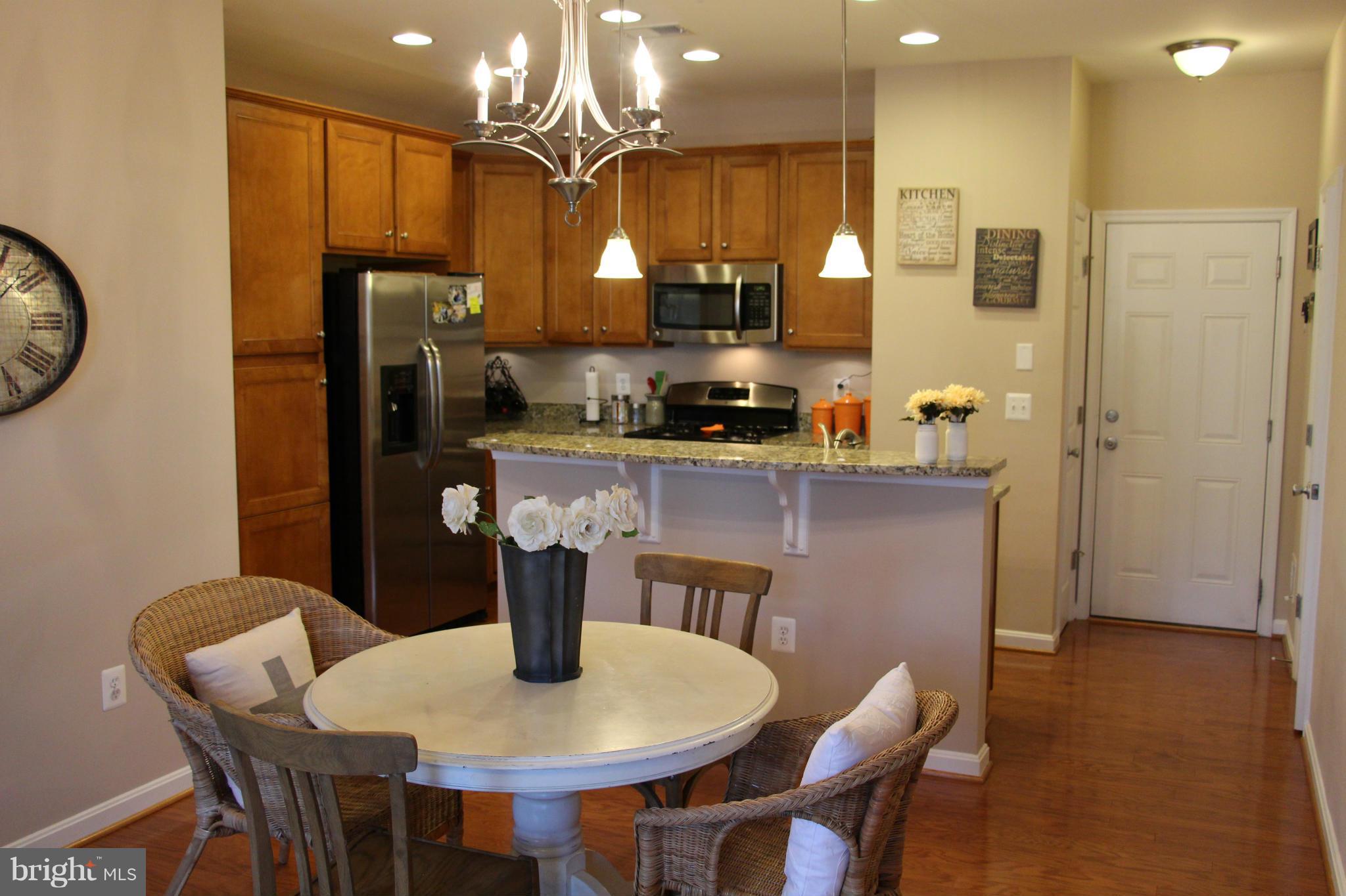 RESIDENCES AT DULLES PRK - Residential