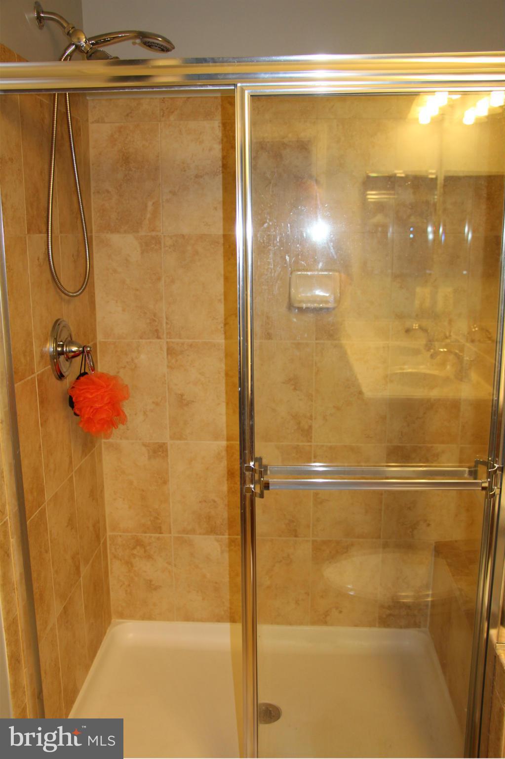 RESIDENCES AT DULLES PRK - Residential