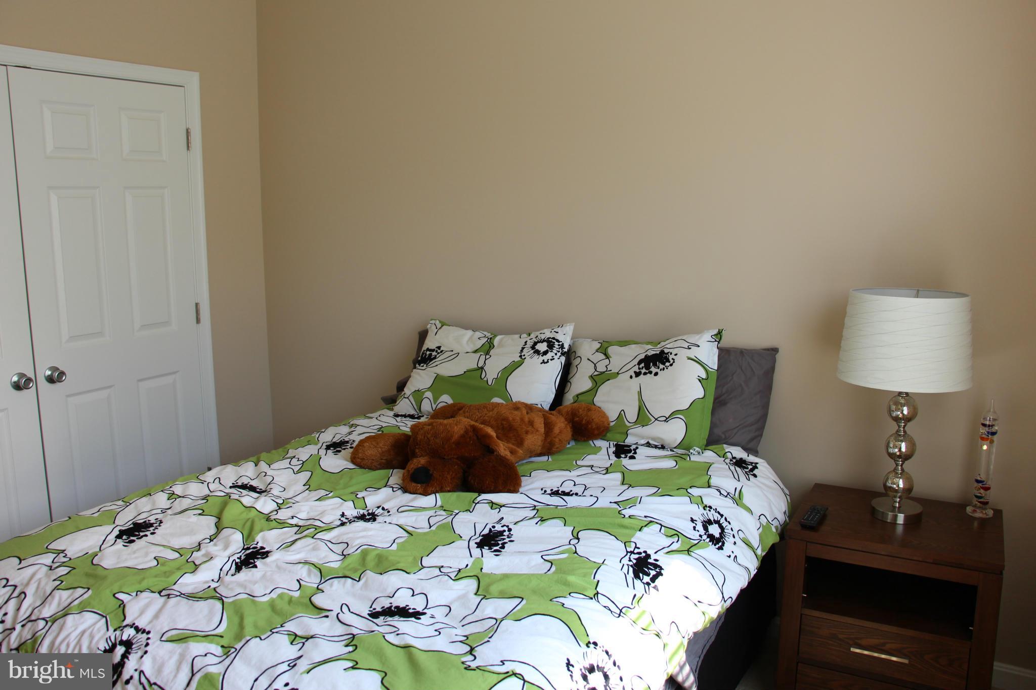 RESIDENCES AT DULLES PRK - Residential