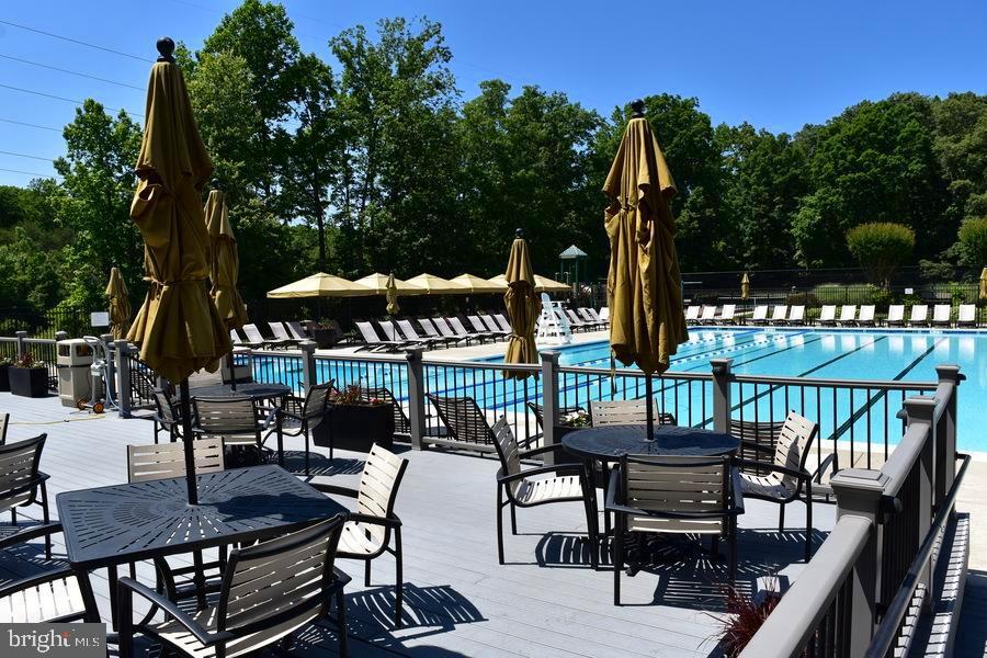 KINGSTOWNE - Residential Lease